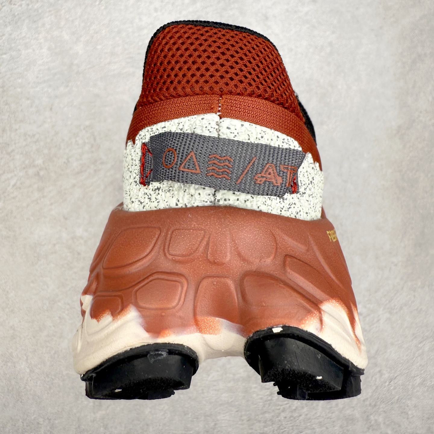 图片[8]-New Balance Fresh Foam X Trail More v3 新百伦NB莫尔V3系列低帮轻量化厚底户外越野休闲运动慢跑鞋 MTMORNGR 无论是越野训练跑还是享受自然美景 New Balance Fresh Foam X Trail More v3 都能确保双脚凉爽舒适 获得缓震支撑 这款越野跑鞋採用透气的合成/网眼鞋面 加上双层 Fresh Foam X 中底实现绝佳舒适著感 搭载鞋头防护科技与 All Terrain 系列最厚鞋底 可防止碎石跑入鞋内 让你尽情探索不受限 尺码：36 37 37.5 38 38.5 39.5 40 40.5 41.5 42 42.5 43 44 44.5 45-选品中心