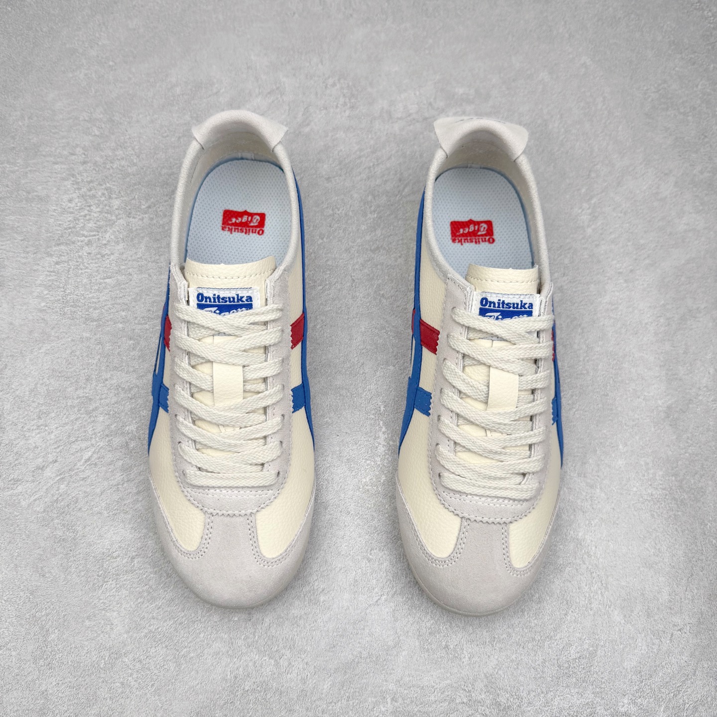 图片[2]-＃纯原福利 Asics Onitsuka Tiger MEXICO 66 亚瑟士鬼冢虎复古经典板鞋 市场最强版本 原厂牛津布加持 海外订单工厂出品 超成熟稳定的做工品控 原装全套纸板楦头开发 原汁原味 完美呈现版型 私模正确鞋底咬花纹路 一比一鞋头弧度高度鞋身弧度 绝不口嗨 细节品控鞋型随意秒杀市面 原档咬花纹路私模大底 一个单元有六个三角形 总体形拼接呈现花瓣状 官方四联吊牌 原装Ortholite轻量化鞋垫 原盒原配 质保卡 说明书 钢印防尘纸 纸板中底带钢印 乳胶组合鞋垫 支持全方位的对比专柜 产品从款式颜色造型上体现出追求舒适和细节的完美 鞋类更是推崇手工制作的严谨与完美 融舒适性与可穿性的设计风格 注重细节的完美和别致魅力 既保持稳重 又不失轻松的时尚感 尺码：36 37 37.5 38 39 39.5 40 40.5 41.5 42 42.5 43.5 44 45-选品中心