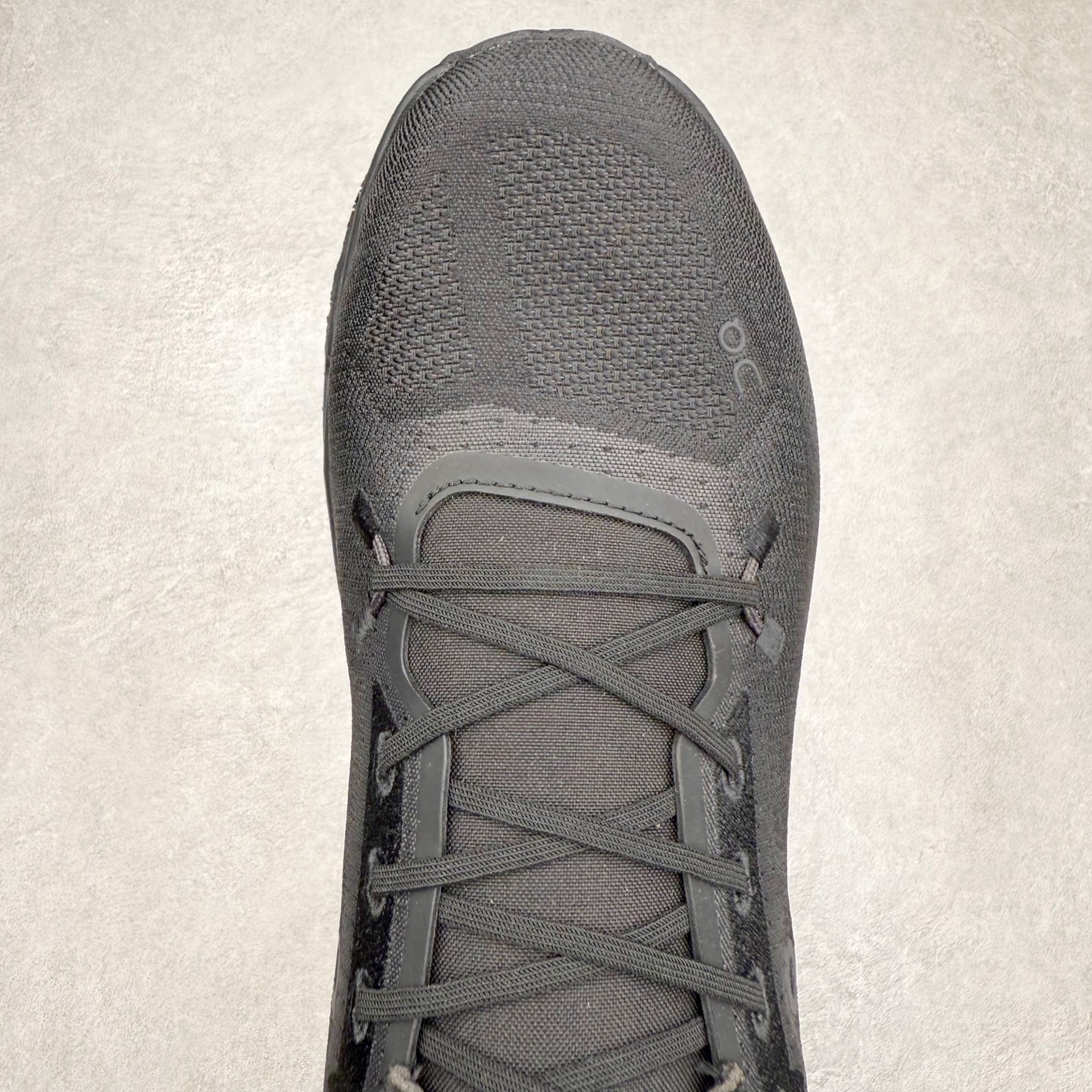 图片[4]-On Cloudtilt 昂跑减震生活休闲鞋 此运动品牌 开创于2010年 缓震着陆、强效回弹、轻柔质感的设计构思始终是ON研制关键 与此同时基于“为全球提供革新性的跑步感受”信念 陆续推出了多款跑鞋及其以专业运动人体跑步工程学为设计关键的功能性跑步服饰设备 让跑者不费力气地畅快畅跑 尺码：36 36.5 37.5 38 38.5 39 40 40.5 41 42 42.5 43 44 44.5 45-选品中心