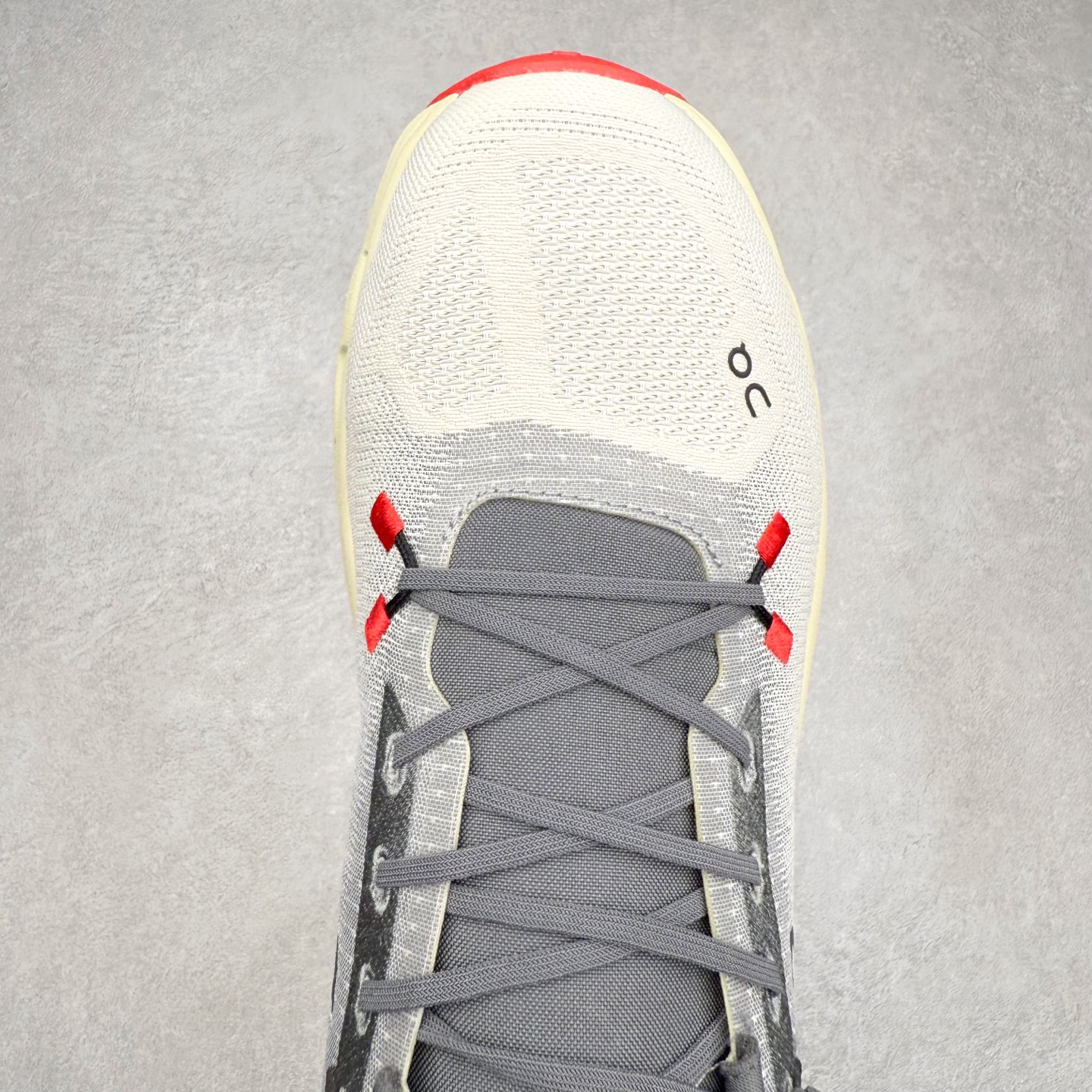 图片[4]-On Cloudtilt 昂跑减震生活休闲鞋 此运动品牌 开创于2010年 缓震着陆、强效回弹、轻柔质感的设计构思始终是ON研制关键 与此同时基于“为全球提供革新性的跑步感受”信念 陆续推出了多款跑鞋及其以专业运动人体跑步工程学为设计关键的功能性跑步服饰设备 让跑者不费力气地畅快畅跑 尺码：36 36.5 37.5 38 38.5 39 40 40.5 41 42 42.5 43 44 44.5 45-选品中心