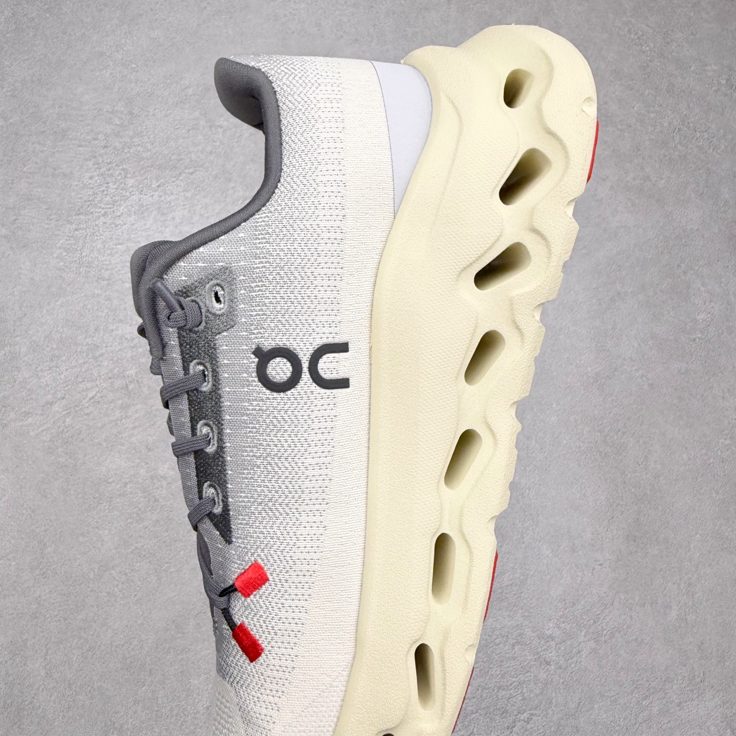 图片[7]-On Cloudtilt 昂跑减震生活休闲鞋 此运动品牌 开创于2010年 缓震着陆、强效回弹、轻柔质感的设计构思始终是ON研制关键 与此同时基于“为全球提供革新性的跑步感受”信念 陆续推出了多款跑鞋及其以专业运动人体跑步工程学为设计关键的功能性跑步服饰设备 让跑者不费力气地畅快畅跑 尺码：36 36.5 37.5 38 38.5 39 40 40.5 41 42 42.5 43 44 44.5 45-选品中心