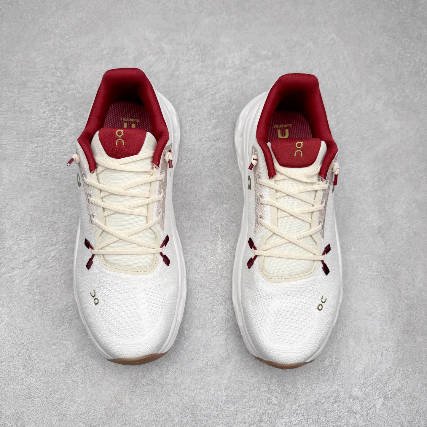 图片[2]-On Cloudtilt 昂跑减震生活休闲鞋 此运动品牌 开创于2010年 缓震着陆、强效回弹、轻柔质感的设计构思始终是ON研制关键 与此同时基于“为全球提供革新性的跑步感受”信念 陆续推出了多款跑鞋及其以专业运动人体跑步工程学为设计关键的功能性跑步服饰设备 让跑者不费力气地畅快畅跑 尺码：36 36.5 37.5 38 38.5 39 40 40.5 41 42 42.5 43 44 44.5 45-选品中心