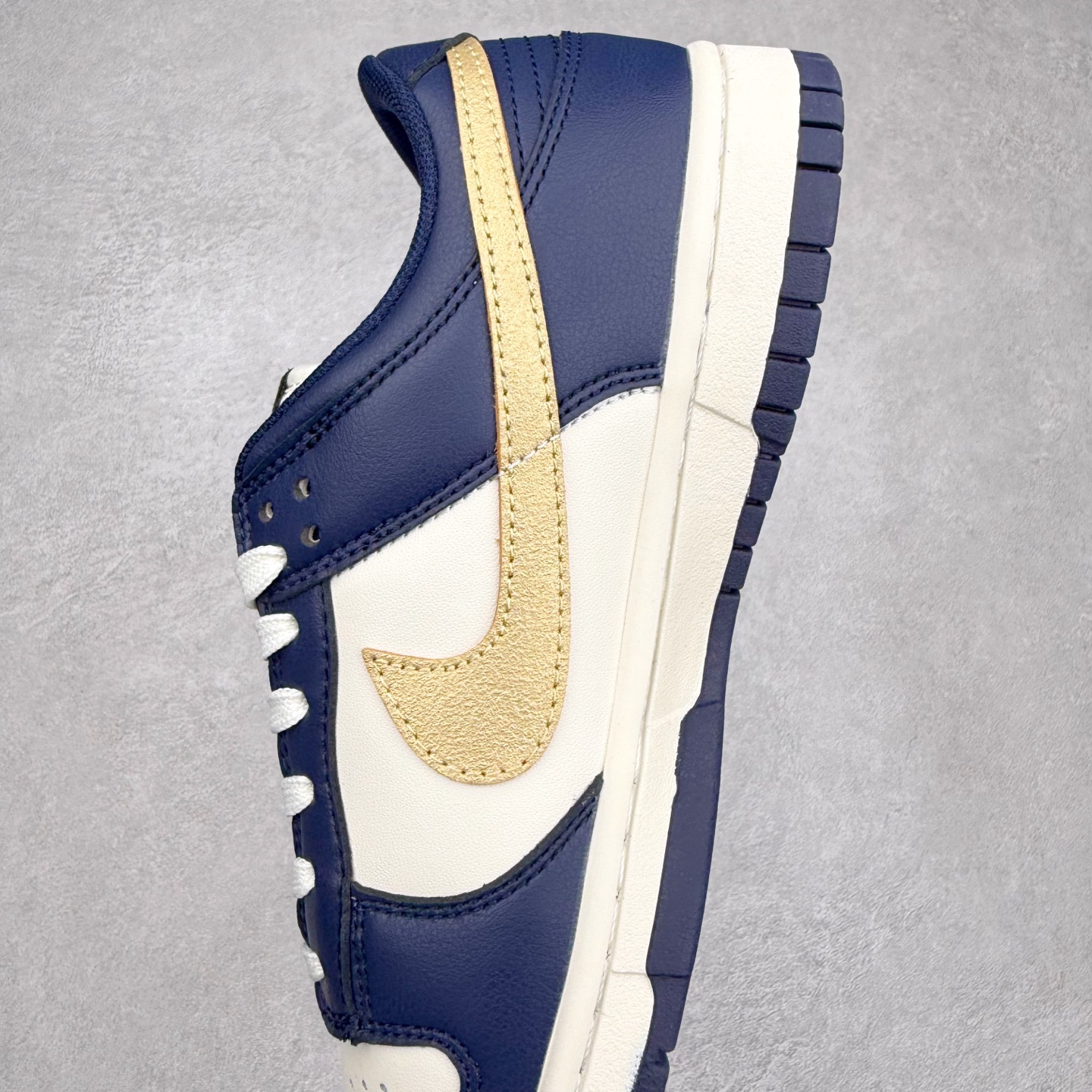 图片[7]-＃纯原福利 NK Dunk Low 定制配色 大厂出品 极力推荐 原装头层材料 独家版型蒸餾加工帶來的是更好的视觉和脚感体验大厂纯原品质出货 清洁度 电绣工艺 皮料切割干净无任何毛边 细节完美 尺码：36 36.5 37.5 38 38.5 39 40 40.5 41 42 42.5 43 44 44.5 45-选品中心