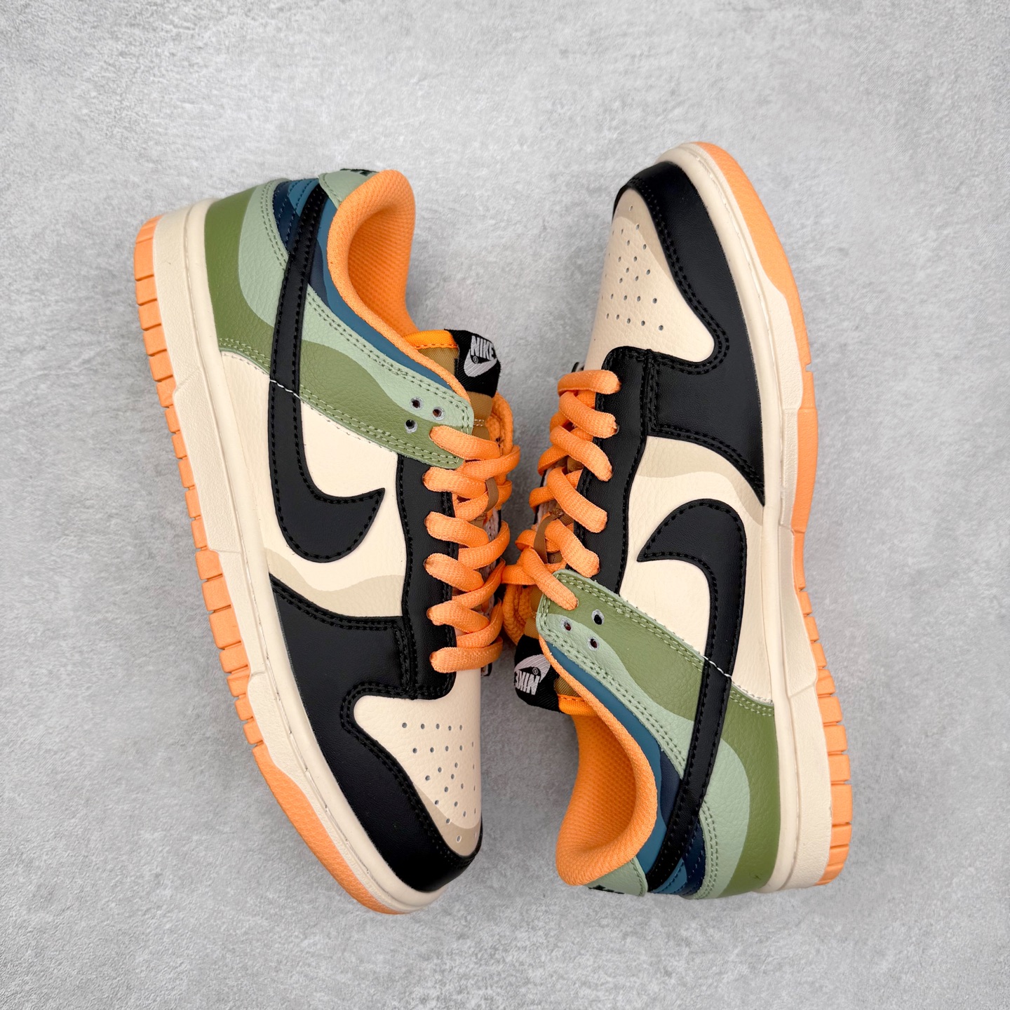 图片[3]-＃纯原福利 NK Dunk Low 定制配色 大厂出品 极力推荐 原装头层材料 独家版型蒸餾加工帶來的是更好的视觉和脚感体验大厂纯原品质出货 清洁度 电绣工艺 皮料切割干净无任何毛边 细节完美 尺码：36 36.5 37.5 38 38.5 39 40 40.5 41 42 42.5 43 44 44.5 45-选品中心