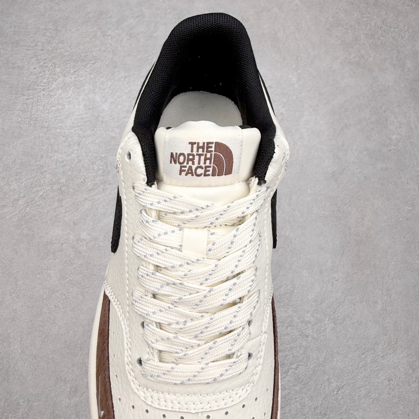 图片[5]-＃福利特价 NK Court Vision 1 Low低帮板鞋运动鞋休闲鞋 折边针车 工艺难度大 原楦头原纸板 原装鞋盒 定制五金配件 内置全掌气垫 原厂鞋底 尺码：36 36.5 37.5 38 38.5 39 40 40.5 41 42 42.5 43 44 44.5 45-选品中心