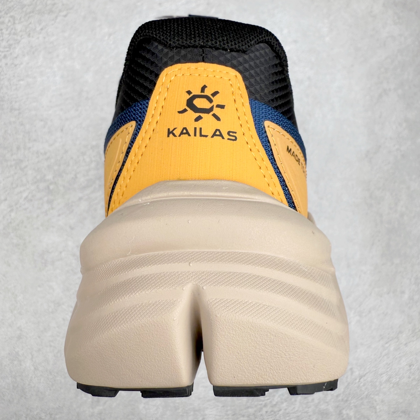 图片[8]-凯乐石 KAILAS 山行2代 GTX 25款舒适缓冲徒步 织物TPU减震防滑透气包裹性轻便低帮超强抓地力越野跑步鞋 KAILAS凯乐石品牌是全球三大全系攀登品牌之一，于2003年创立于中国广州，致力于为有攀登梦想的户外运动员及爱好者，研发制造功能性专业装备，满足他们在极限环境下安全舒适的需求，凯乐石专注于科技面料的开发及专业功能设计，产品线覆盖登山、攀岩、徒步、越野跑山、露营、旅行等多项户外运动，通过运动员的测试反馈，不断进化迭代，产品荣获国内外大奖71座，发明专利21个，更突破性的自主研发攀登器械，打造出中国的攀登硬实力。实拍调校N版已经零色差零失真 百分百还原实物色彩所见即所得 不存在货不对板色差等低级问题 选购参考实物拍摄 不混卖不参货 只用心做好货严格选品 承诺混一赔十 尺码：36 36.5 37.5 38 38.5 39 40 40.5 41 42 42.5 43 44 44.5 45-选品中心