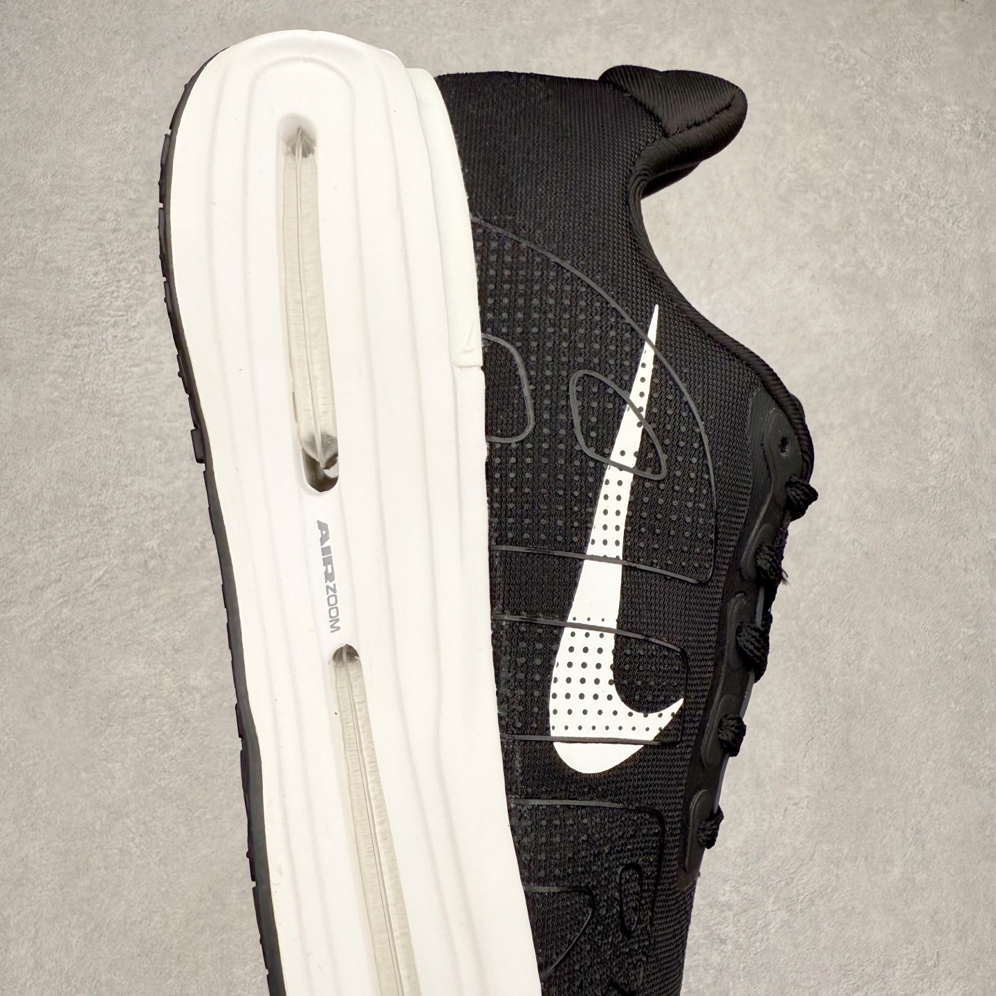 图片[6]-NK Vomero Premium 时尚舒适 网布防滑耐磨 低帮跑步鞋 HQ2050-302 实拍调校N版已经零色差零失真 百分百还原实物色彩所见即所得 不存在货不对板色差等低级问题 选购参考实物拍摄 不混卖不参货 只用心做好货严格选品 承诺混一赔十 尺码：36 36.5 37.5 38 38.5 39 40 40.5 41 42 42.5 43 44 44.5 45-选品中心