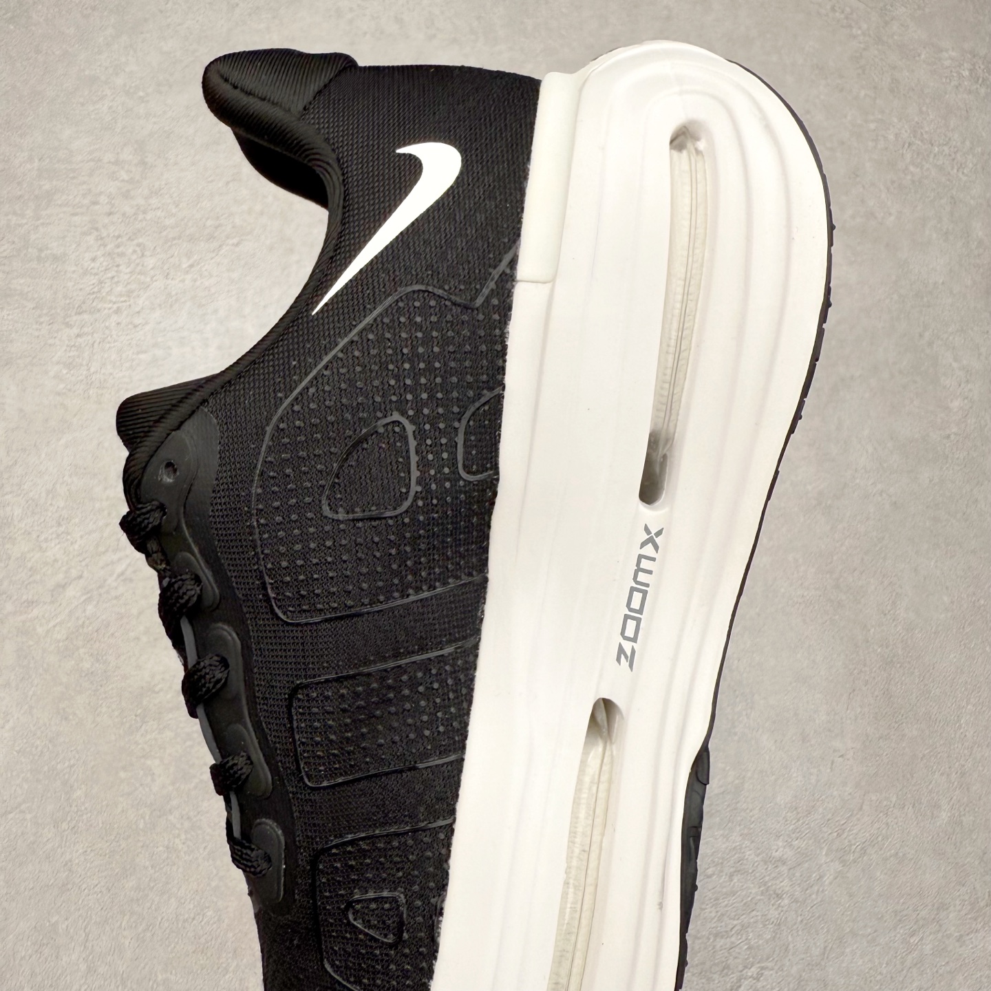 图片[7]-NK Vomero Premium 时尚舒适 网布防滑耐磨 低帮跑步鞋 HQ2050-302 实拍调校N版已经零色差零失真 百分百还原实物色彩所见即所得 不存在货不对板色差等低级问题 选购参考实物拍摄 不混卖不参货 只用心做好货严格选品 承诺混一赔十 尺码：36 36.5 37.5 38 38.5 39 40 40.5 41 42 42.5 43 44 44.5 45-选品中心