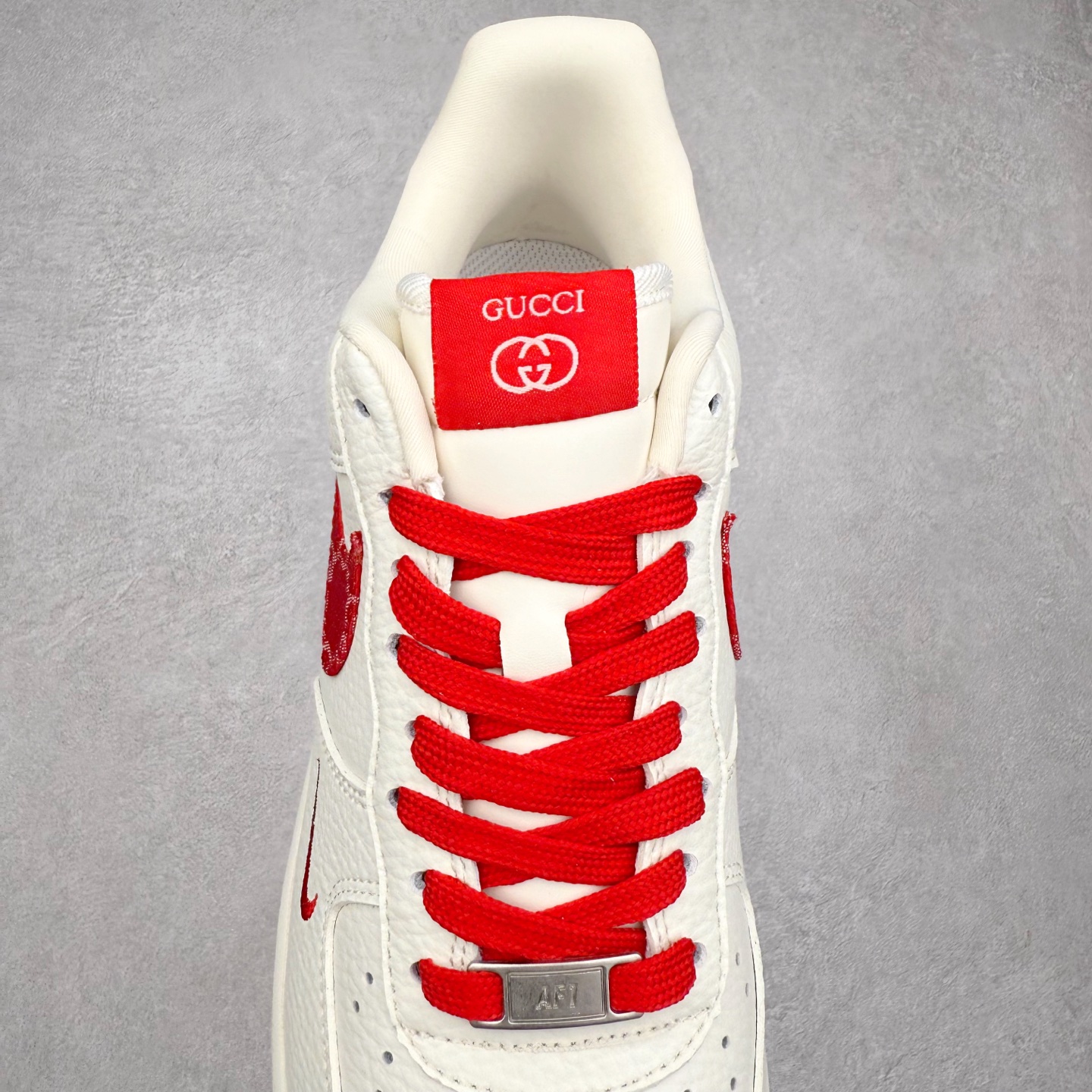 图片[5]-NK Air Force 1´07 Low 空军一号低帮百搭休闲运动板鞋 SC0601-570 柔软、弹性十足的缓震性能和出色的中底设计 横跨复古与现代的外型结合 造就出风靡全球 三十多年的Force 1 直到今天还深受青睐 实拍调校N版已经零色差零失真 百分百还原实物色彩所见即所得 不存在货不对板色差等低级问题 选购参考实物拍摄 不混卖不参货 只用心做好货严格选品 承诺混一赔十 尺码：36 36.5 37.5 38 38.5 39 40 40.5 41 42 42.5 43 44 44.5 45-选品中心