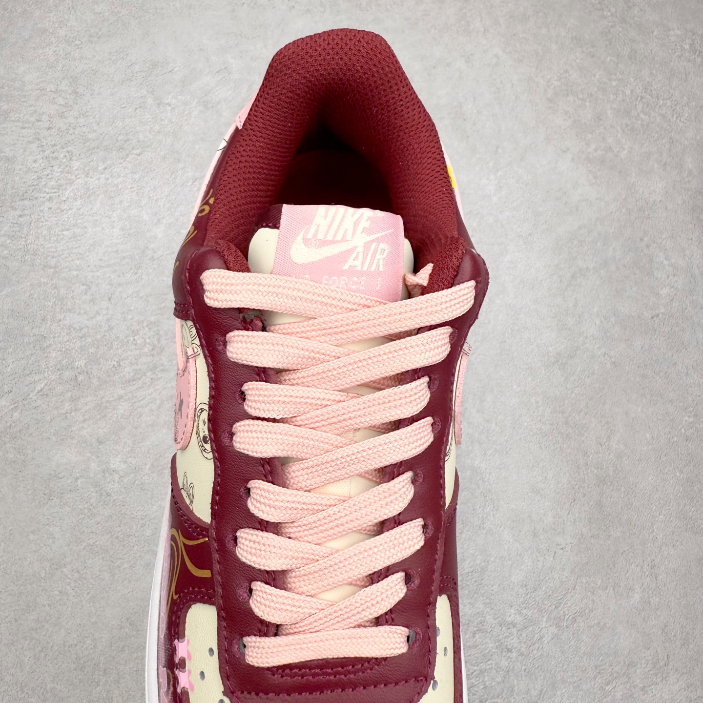 图片[5]-NK Air Force 1´07 Low 空军一号低帮百搭休闲运动板鞋 FD9925-611 柔软、弹性十足的缓震性能和出色的中底设计 横跨复古与现代的外型结合 造就出风靡全球 三十多年的Force 1 直到今天还深受青睐 实拍调校N版已经零色差零失真 百分百还原实物色彩所见即所得 不存在货不对板色差等低级问题 选购参考实物拍摄 不混卖不参货 只用心做好货严格选品 承诺混一赔十 尺码：36 36.5 37.5 38 38.5 39 40 40.5 41 42 42.5 43 44 44.5 45-选品中心