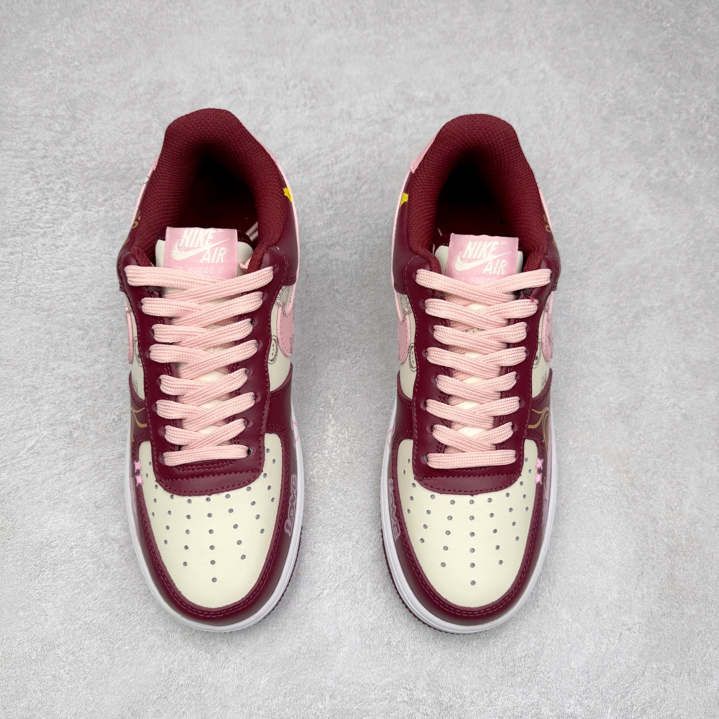 图片[2]-NK Air Force 1´07 Low 空军一号低帮百搭休闲运动板鞋 FD9925-611 柔软、弹性十足的缓震性能和出色的中底设计 横跨复古与现代的外型结合 造就出风靡全球 三十多年的Force 1 直到今天还深受青睐 实拍调校N版已经零色差零失真 百分百还原实物色彩所见即所得 不存在货不对板色差等低级问题 选购参考实物拍摄 不混卖不参货 只用心做好货严格选品 承诺混一赔十 尺码：36 36.5 37.5 38 38.5 39 40 40.5 41 42 42.5 43 44 44.5 45-选品中心