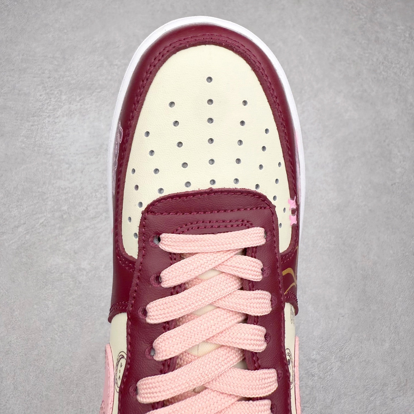 图片[4]-NK Air Force 1´07 Low 空军一号低帮百搭休闲运动板鞋 FD9925-611 柔软、弹性十足的缓震性能和出色的中底设计 横跨复古与现代的外型结合 造就出风靡全球 三十多年的Force 1 直到今天还深受青睐 实拍调校N版已经零色差零失真 百分百还原实物色彩所见即所得 不存在货不对板色差等低级问题 选购参考实物拍摄 不混卖不参货 只用心做好货严格选品 承诺混一赔十 尺码：36 36.5 37.5 38 38.5 39 40 40.5 41 42 42.5 43 44 44.5 45-选品中心