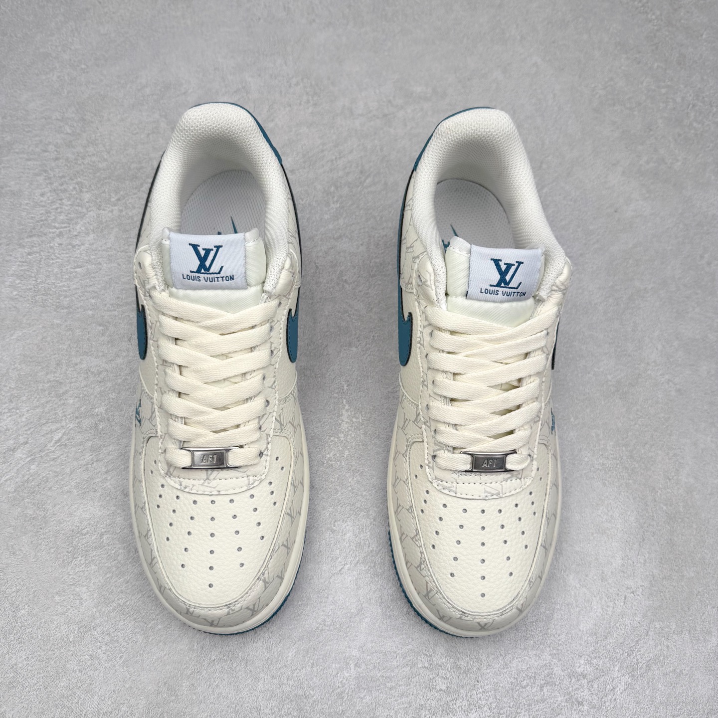 图片[2]-NK Air Force 1´07 Low 空军一号低帮百搭休闲运动板鞋 BZ6880-105 柔软、弹性十足的缓震性能和出色的中底设计 横跨复古与现代的外型结合 造就出风靡全球 三十多年的Force 1 直到今天还深受青睐 实拍调校N版已经零色差零失真 百分百还原实物色彩所见即所得 不存在货不对板色差等低级问题 选购参考实物拍摄 不混卖不参货 只用心做好货严格选品 承诺混一赔十 尺码：36 36.5 37.5 38 38.5 39 40 40.5 41 42 42.5 43 44 44.5 45-选品中心