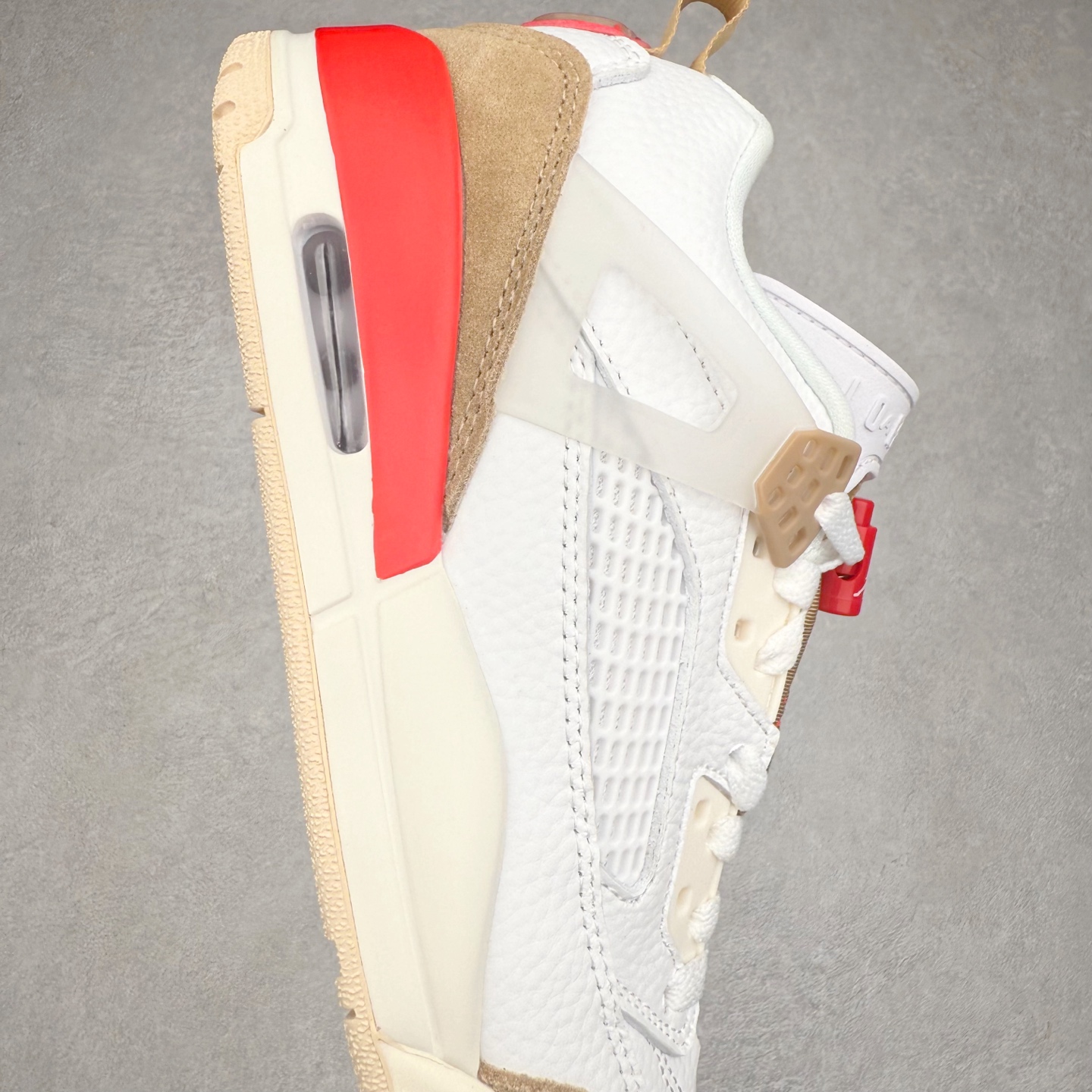 图片[6]-Jordan Spizike Low AJ复古低帮篮球鞋 FQ1759-105 这款鞋子著名导演斯派克李的Jordan Spizike专属 预计于明年夏季推出全新低帮版本 将包括三款配色 经典爆裂纹非常复古 两款配色分别以大学红和黑曜石蓝进行区分 鞋身设计中依旧带有大象爆裂纹、鞋侧束带、塑胶网布等经典元素 之后 在鞋舌、内衬以及鞋底等位置缀以大学红和黑曜石蓝搭配 带来全新造型 尺码：36 36.5 37.5 38 38.5 39 40 40.5 41 42 42.5 43 44 44.5 45 46-选品中心