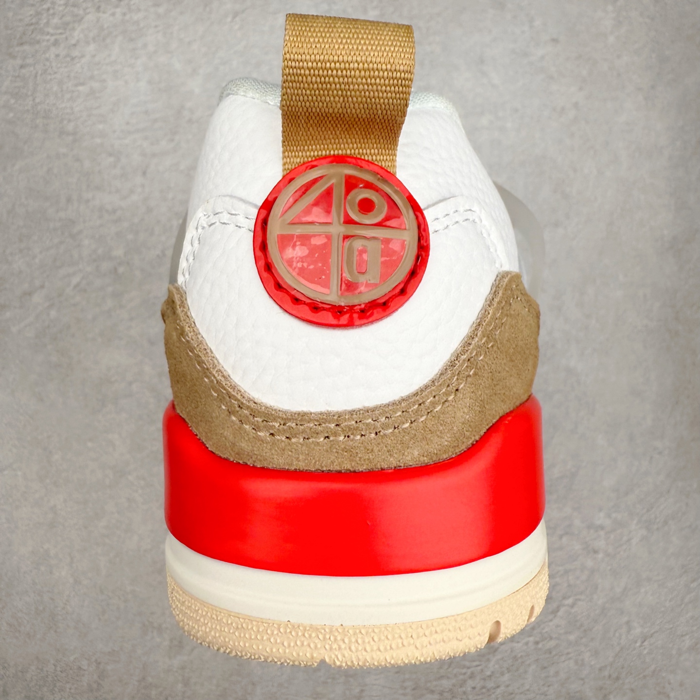 图片[8]-Jordan Spizike Low AJ复古低帮篮球鞋 FQ1759-105 这款鞋子著名导演斯派克李的Jordan Spizike专属 预计于明年夏季推出全新低帮版本 将包括三款配色 经典爆裂纹非常复古 两款配色分别以大学红和黑曜石蓝进行区分 鞋身设计中依旧带有大象爆裂纹、鞋侧束带、塑胶网布等经典元素 之后 在鞋舌、内衬以及鞋底等位置缀以大学红和黑曜石蓝搭配 带来全新造型 尺码：36 36.5 37.5 38 38.5 39 40 40.5 41 42 42.5 43 44 44.5 45 46-选品中心