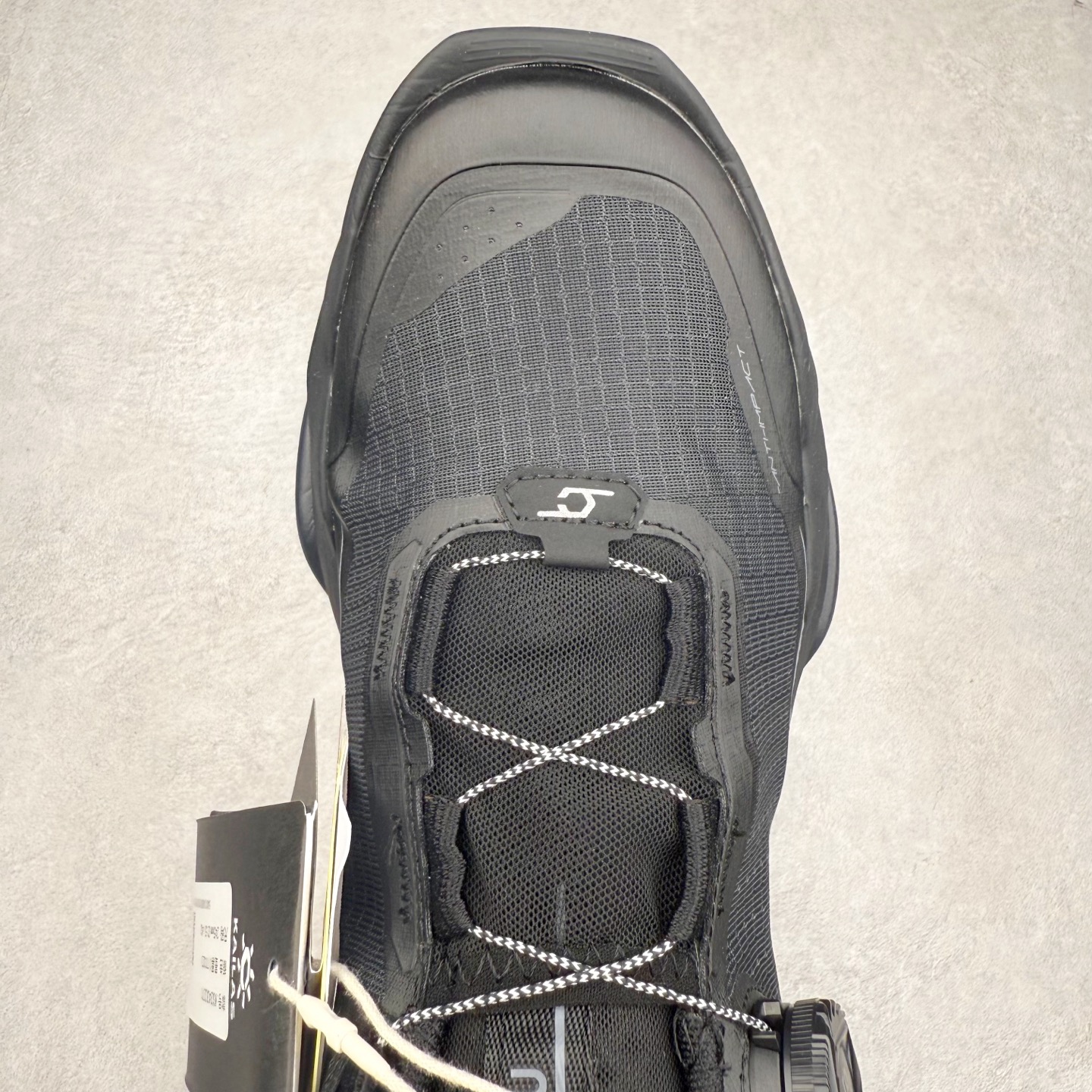 图片[4]-＃福利特价 凯乐石 KAILAS FUGA DU BOA 大坡王轻越野徒步 网布TPU减震防滑透气支撑回弹 低帮 超强抓地力登山跑步鞋 KAILAS凯乐石品牌是全球三大全系攀登品牌之一，于2003年创立于中国广州，致力于为有攀登梦想的户外运动员及爱好者，研发制造功能性专业装备，满足他们在极限环境下安全舒适的需求，凯乐石专注于科技面料的开发及专业功能设计，产品线覆盖登山、攀岩、徒步、越野跑山、露营、旅行等多项户外运动，通过运动员的测试反馈，不断进化迭代，产品荣获国内外大奖71座，发明专利21个，更突破性的自主研发攀登器械，打造出中国的攀登硬实力。实拍调校N版已经零色差零失真 百分百还原实物色彩所见即所得 不存在货不对板色差等低级问题 选购参考实物拍摄 不混卖不参货 只用心做好货严格选品 承诺混一赔十 尺码：36 36.5 37.5 38 38.5 39 40 40.5 41 42 42.5 43 44 44.5 45-选品中心