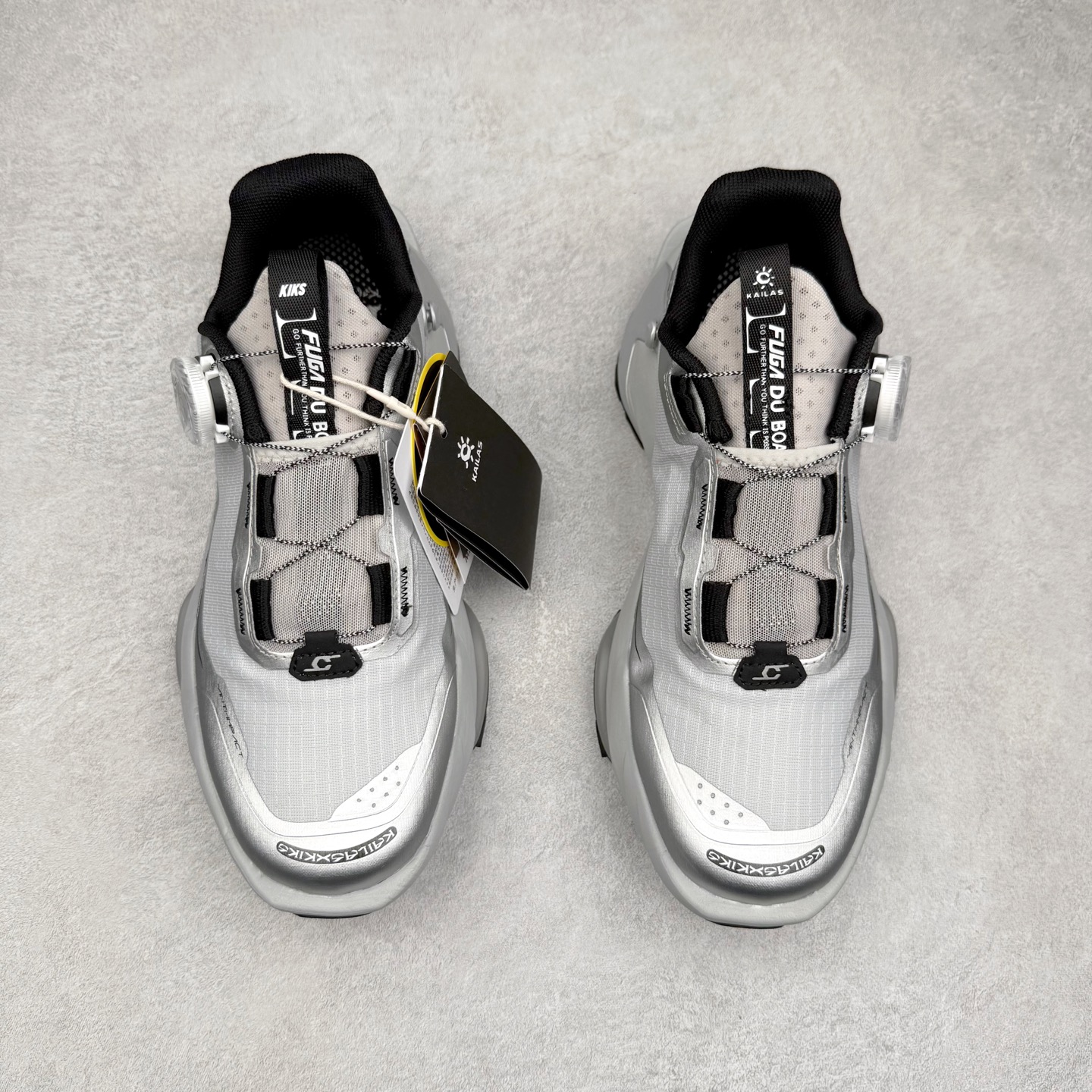 图片[2]-＃福利特价 凯乐石 KAILAS FUGA DU BOA 大坡王轻越野徒步 网布TPU减震防滑透气支撑回弹 低帮 超强抓地力登山跑步鞋 KAILAS凯乐石品牌是全球三大全系攀登品牌之一，于2003年创立于中国广州，致力于为有攀登梦想的户外运动员及爱好者，研发制造功能性专业装备，满足他们在极限环境下安全舒适的需求，凯乐石专注于科技面料的开发及专业功能设计，产品线覆盖登山、攀岩、徒步、越野跑山、露营、旅行等多项户外运动，通过运动员的测试反馈，不断进化迭代，产品荣获国内外大奖71座，发明专利21个，更突破性的自主研发攀登器械，打造出中国的攀登硬实力。实拍调校N版已经零色差零失真 百分百还原实物色彩所见即所得 不存在货不对板色差等低级问题 选购参考实物拍摄 不混卖不参货 只用心做好货严格选品 承诺混一赔十 尺码：36 36.5 37.5 38 38.5 39 40 40.5 41 42 42.5 43 44 44.5 45-选品中心