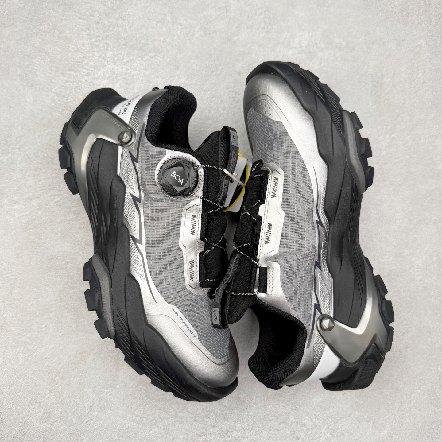 图片[3]-＃福利特价 凯乐石 KAILAS FUGA DU BOA 大坡王轻越野徒步 网布TPU减震防滑透气支撑回弹 低帮 超强抓地力登山跑步鞋 KAILAS凯乐石品牌是全球三大全系攀登品牌之一，于2003年创立于中国广州，致力于为有攀登梦想的户外运动员及爱好者，研发制造功能性专业装备，满足他们在极限环境下安全舒适的需求，凯乐石专注于科技面料的开发及专业功能设计，产品线覆盖登山、攀岩、徒步、越野跑山、露营、旅行等多项户外运动，通过运动员的测试反馈，不断进化迭代，产品荣获国内外大奖71座，发明专利21个，更突破性的自主研发攀登器械，打造出中国的攀登硬实力。实拍调校N版已经零色差零失真 百分百还原实物色彩所见即所得 不存在货不对板色差等低级问题 选购参考实物拍摄 不混卖不参货 只用心做好货严格选品 承诺混一赔十 尺码：36 36.5 37.5 38 38.5 39 40 40.5 41 42 42.5 43 44 44.5 45-选品中心