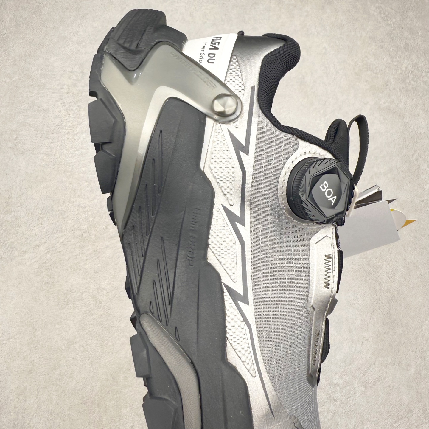 图片[6]-＃福利特价 凯乐石 KAILAS FUGA DU BOA 大坡王轻越野徒步 网布TPU减震防滑透气支撑回弹 低帮 超强抓地力登山跑步鞋 KAILAS凯乐石品牌是全球三大全系攀登品牌之一，于2003年创立于中国广州，致力于为有攀登梦想的户外运动员及爱好者，研发制造功能性专业装备，满足他们在极限环境下安全舒适的需求，凯乐石专注于科技面料的开发及专业功能设计，产品线覆盖登山、攀岩、徒步、越野跑山、露营、旅行等多项户外运动，通过运动员的测试反馈，不断进化迭代，产品荣获国内外大奖71座，发明专利21个，更突破性的自主研发攀登器械，打造出中国的攀登硬实力。实拍调校N版已经零色差零失真 百分百还原实物色彩所见即所得 不存在货不对板色差等低级问题 选购参考实物拍摄 不混卖不参货 只用心做好货严格选品 承诺混一赔十 尺码：36 36.5 37.5 38 38.5 39 40 40.5 41 42 42.5 43 44 44.5 45-选品中心