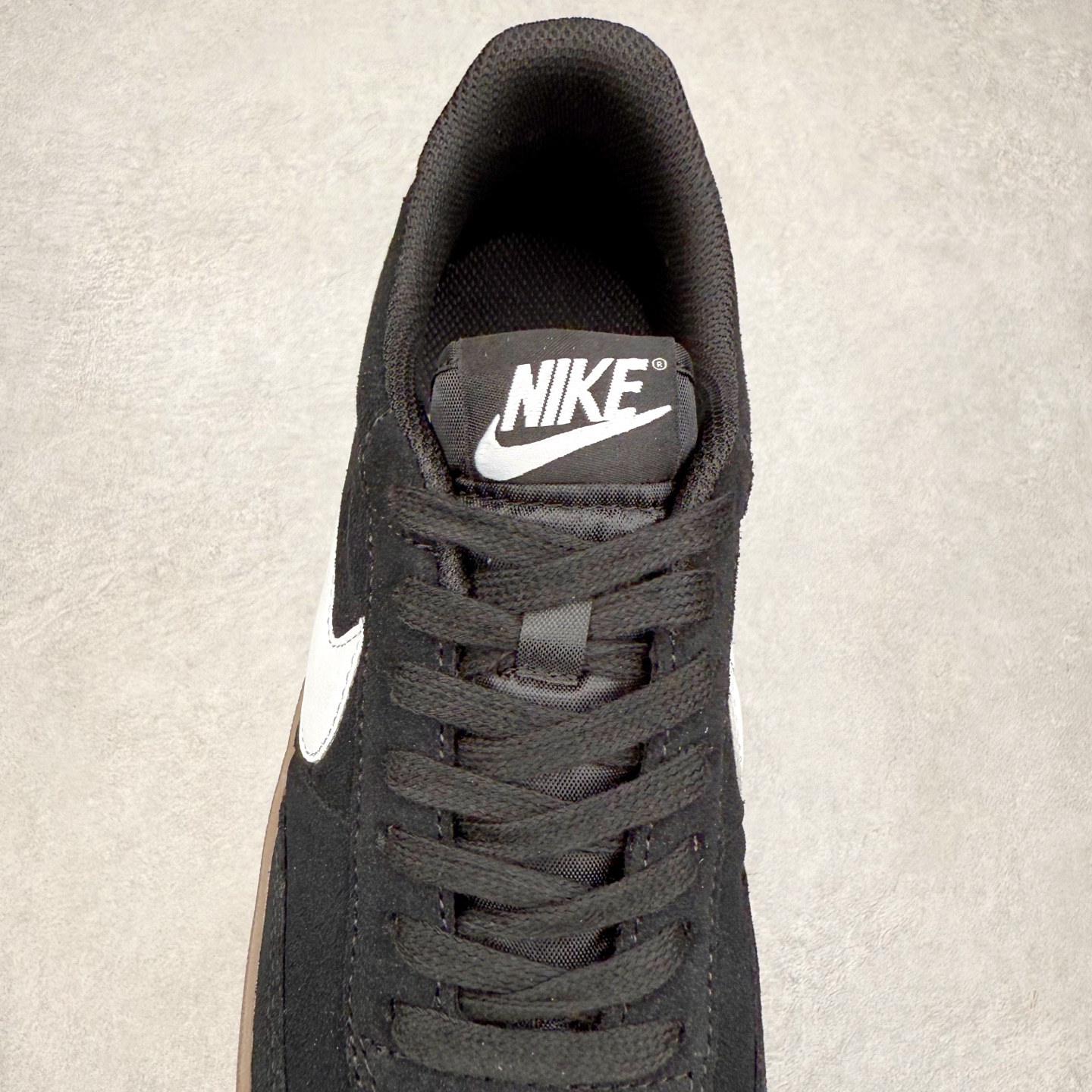 图片[5]-J.Crew x NK Killshot II Leather 联名复古板鞋 FQ8903-002 采用米白色皮革制作鞋身 Swoosh 点缀其中 最后搭载棕色生胶大底 流露出满满的复古气气息 尺码：36 36.5 37.5 38 38.5 39 40 40.5 41 42 42.5 43 44 44.5 45-选品中心