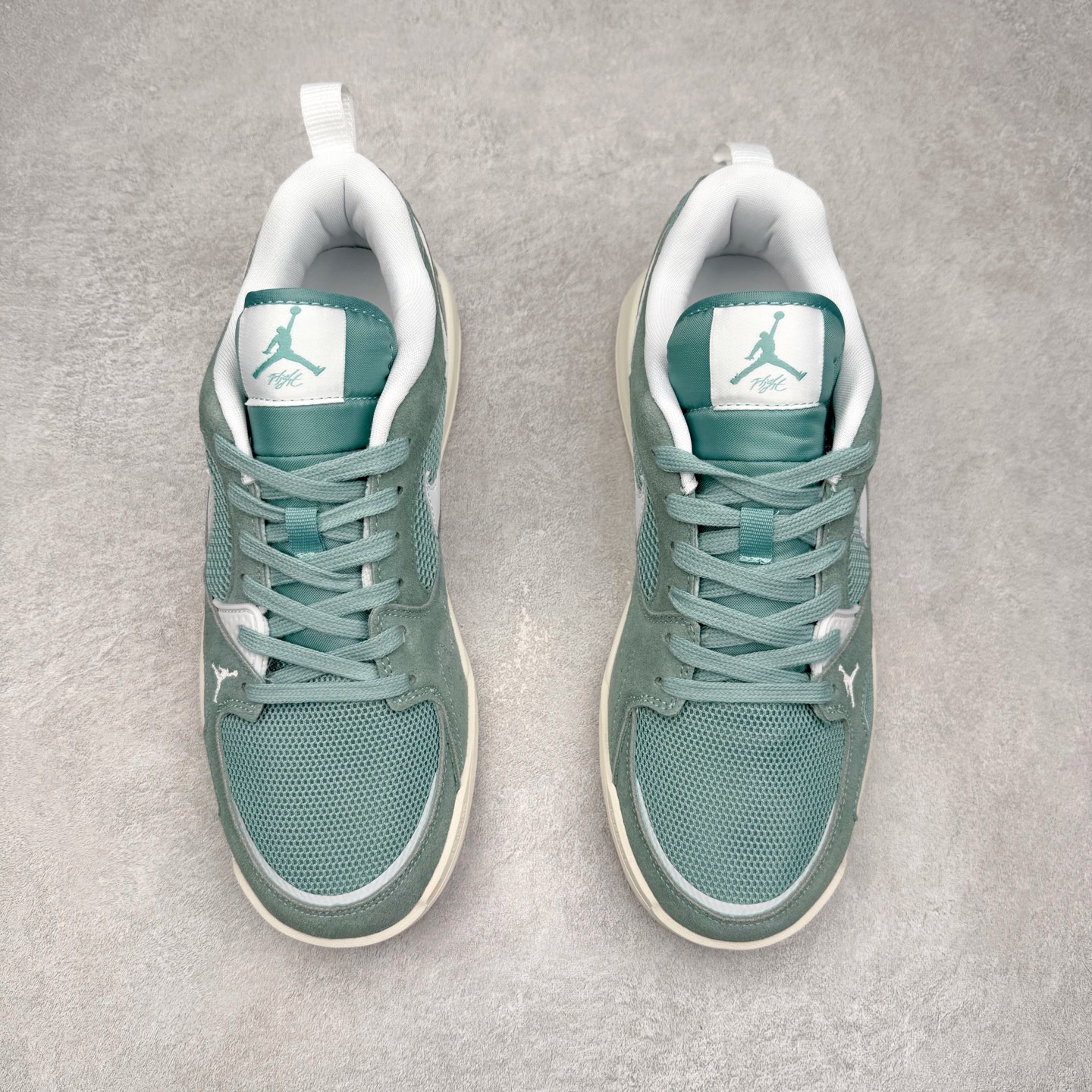 图片[2]-Jordan CMFT Era 时尚舒适 耐磨 低帮 复古篮球鞋 实拍调校N版已经零色差零失真 百分百还原实物色彩所见即所得 不存在货不对板色差等低级问题 选购参考实物拍摄 不混卖不参货 只用心做好货严格选品 承诺混一赔十 尺码：36 36.5 37.5 38 38.5 39 40 40.5 41 42 42.5 43 44 44.5 45 46-选品中心