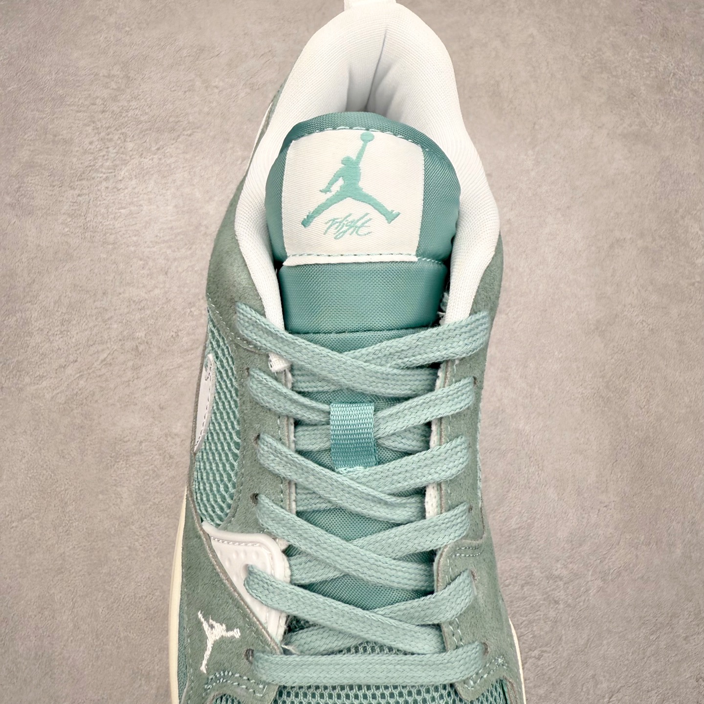 图片[5]-Jordan CMFT Era 时尚舒适 耐磨 低帮 复古篮球鞋 实拍调校N版已经零色差零失真 百分百还原实物色彩所见即所得 不存在货不对板色差等低级问题 选购参考实物拍摄 不混卖不参货 只用心做好货严格选品 承诺混一赔十 尺码：36 36.5 37.5 38 38.5 39 40 40.5 41 42 42.5 43 44 44.5 45 46-选品中心