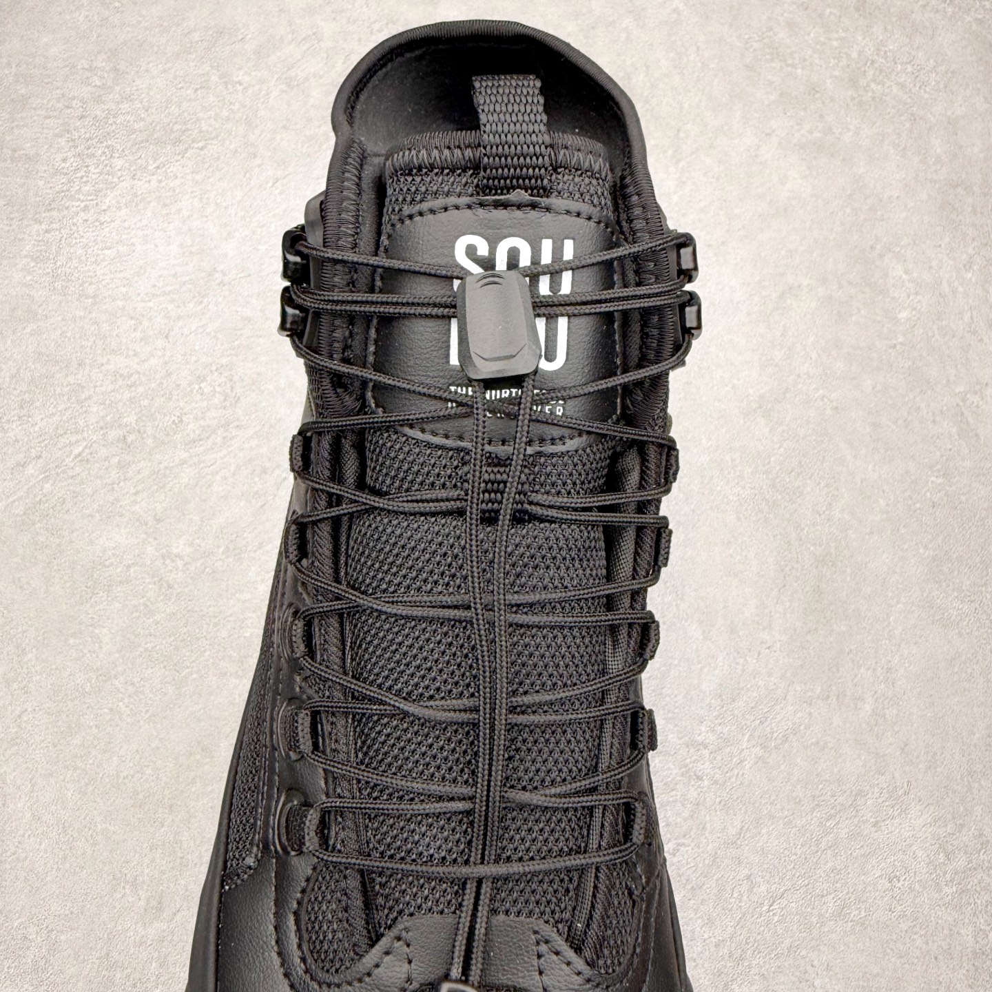 图片[5]-The North Face 北面 户外运动休闲登山鞋越野徒步鞋 大厂品质 面料采用进口牛皮 鞋底采用Vibram黄金大底 专门为鞋底设计的橡胶以出色的耐磨性 良好的防滑性或得不少户外运动爱好者的喜欢 专业户外登山品牌（北面）The North Face自1966年创立，由两位热爱登山徒步的年轻登山者于美西旧金山开创，不断透过研发与创新，并且将最先进的技术结合在服装与鞋款设计，生产多种外型帅气且专业能力非常强的户外运动装备而备受欢迎。 尺码：40-45-选品中心