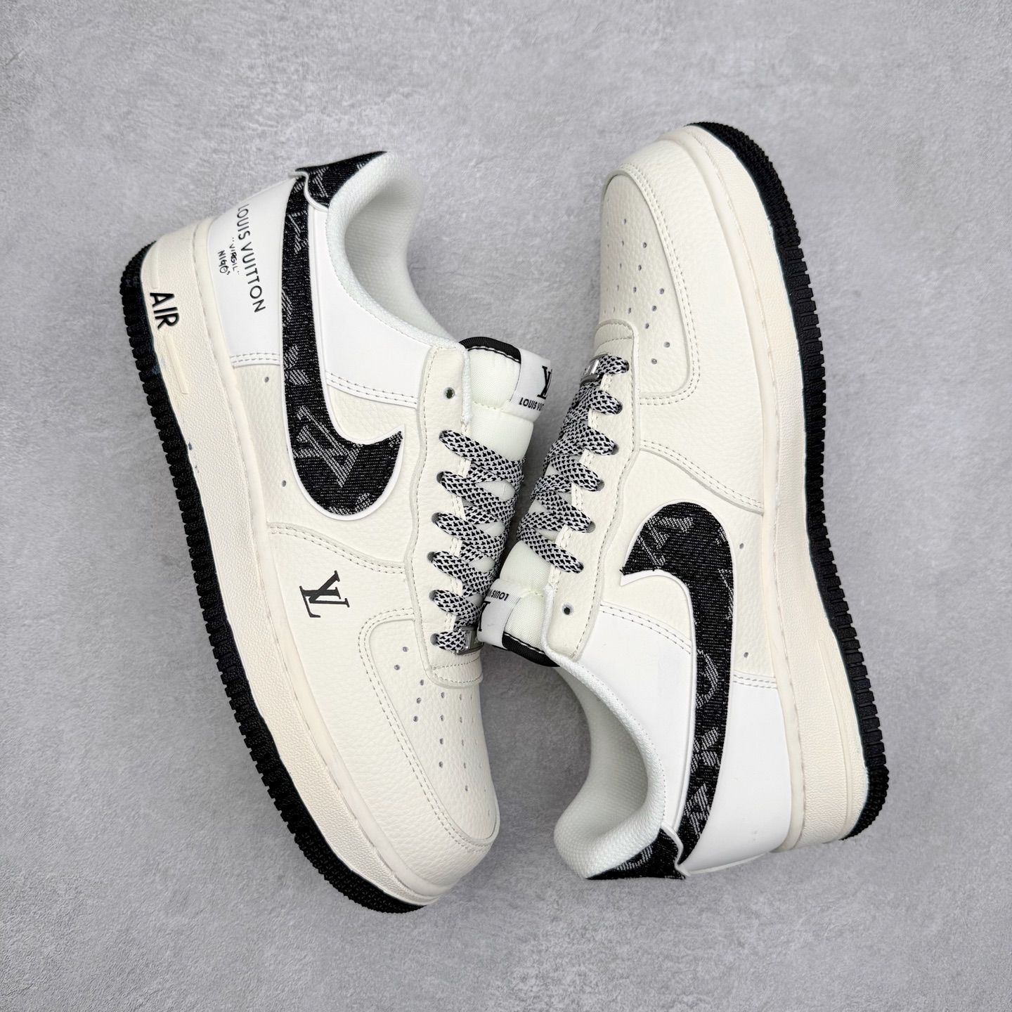 图片[3]-NK Air Force 1´07 Low 空军一号低帮百搭休闲运动板鞋 SM6668-108 柔软、弹性十足的缓震性能和出色的中底设计 横跨复古与现代的外型结合 造就出风靡全球 三十多年的Force 1 直到今天还深受青睐 实拍调校N版已经零色差零失真 百分百还原实物色彩所见即所得 不存在货不对板色差等低级问题 选购参考实物拍摄 不混卖不参货 只用心做好货严格选品 承诺混一赔十 尺码：36 36.5 37.5 38 38.5 39 40 40.5 41 42 42.5 43 44 44.5 45-选品中心