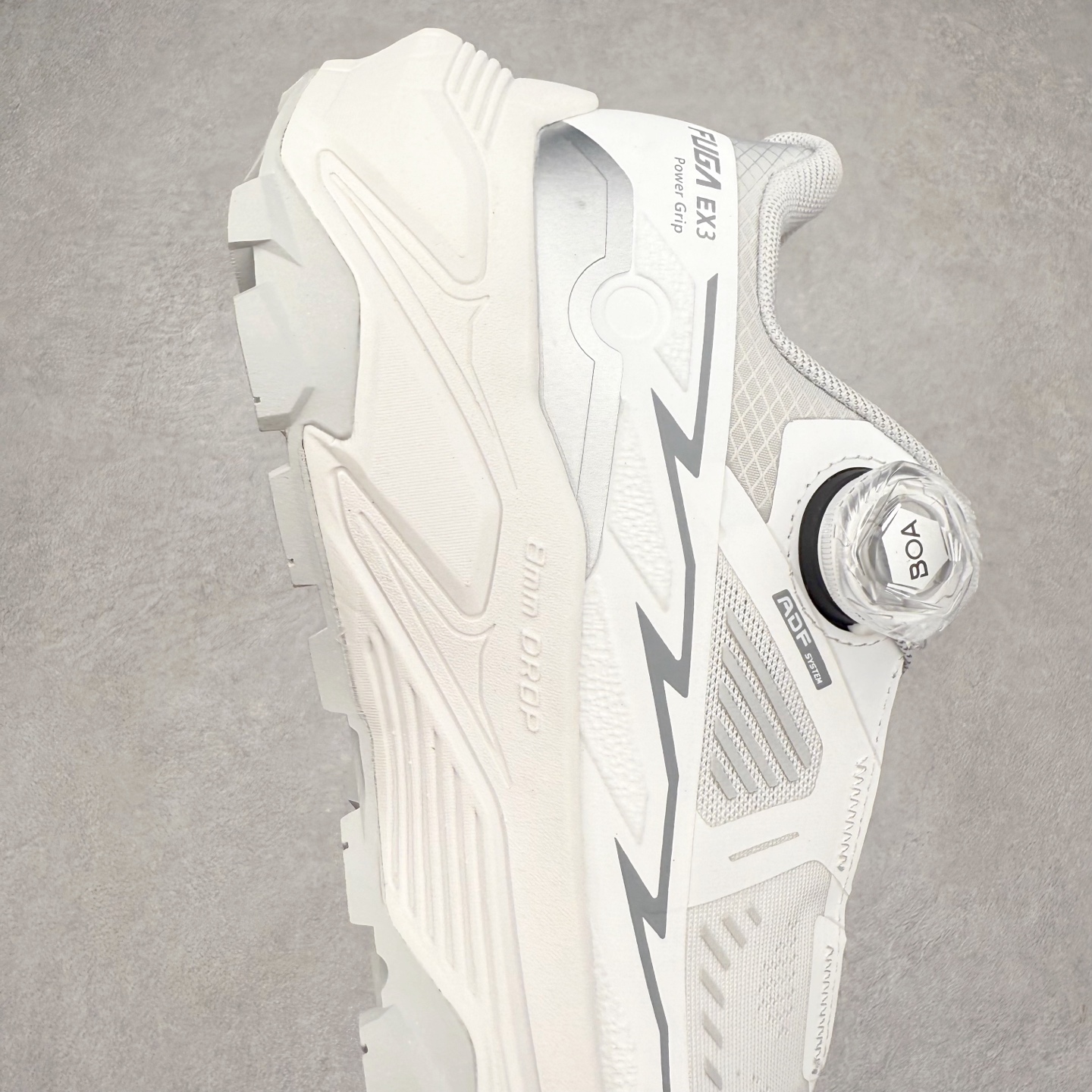 图片[6]-凯乐石 KAILAS FUGA EX3 BOA 25款舒适缓冲徒步 织物TPU减震防滑透气包裹性轻便低帮 超强抓地力越野跑步鞋 KAILAS凯乐石品牌是全球三大全系攀登品牌之一，于2003年创立于中国广州，致力于为有攀登梦想的户外运动员及爱好者，研发制造功能性专业装备，满足他们在极限环境下安全舒适的需求，凯乐石专注于科技面料的开发及专业功能设计，产品线覆盖登山、攀岩、徒步、越野跑山、露营、旅行等多项户外运动，通过运动员的测试反馈，不断进化迭代，产品荣获国内外大奖71座，发明专利21个，更突破性的自主研发攀登器械，打造出中国的攀登硬实力。实拍调校N版已经零色差零失真 百分百还原实物色彩所见即所得 不存在货不对板色差等低级问题 选购参考实物拍摄 不混卖不参货 只用心做好货严格选品 承诺混一赔十 尺码：36 36.5 37.5 38 38.5 39 40 40.5 41 42 42.5 43 44 44.5 45-选品中心