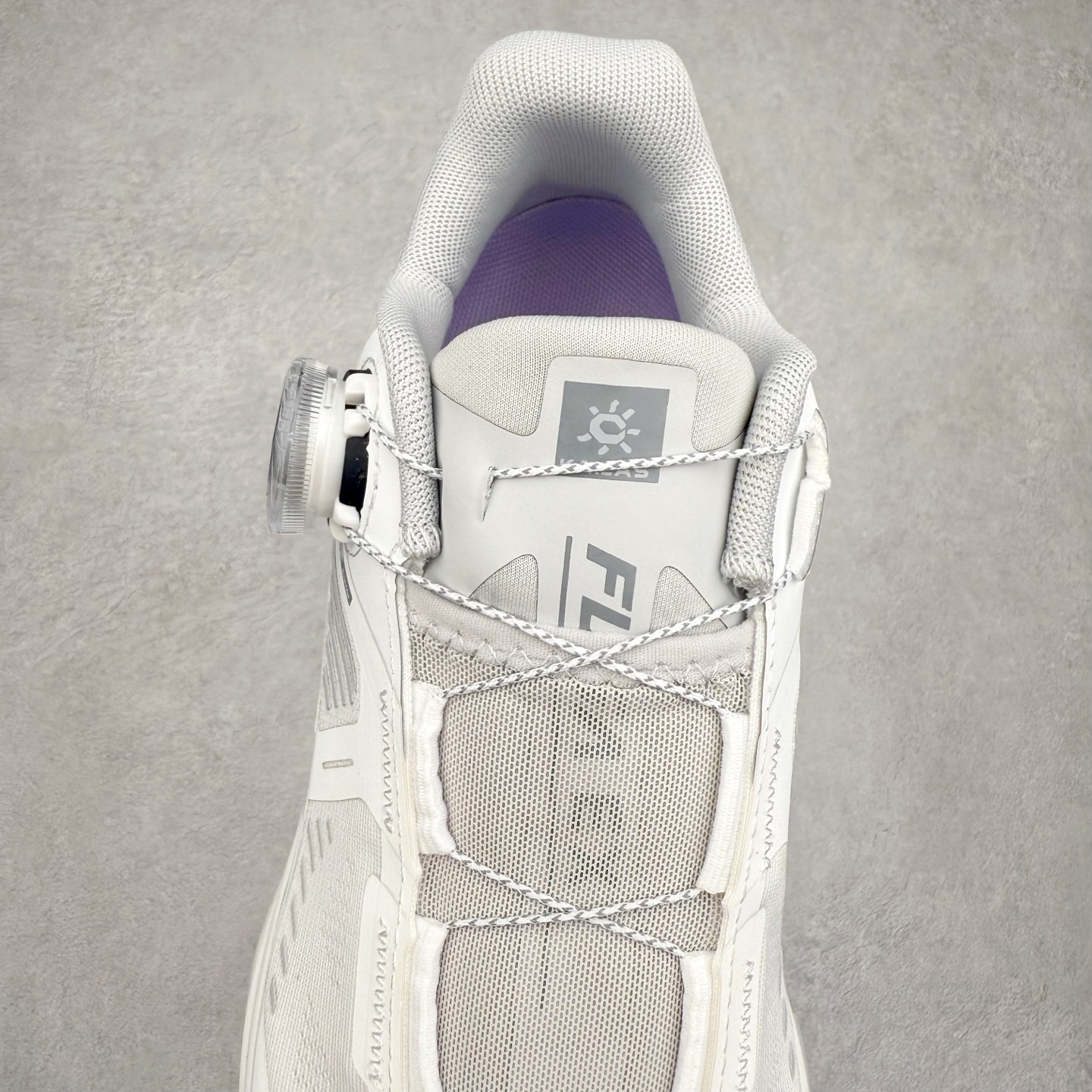 图片[5]-凯乐石 KAILAS FUGA EX3 BOA 25款舒适缓冲徒步 织物TPU减震防滑透气包裹性轻便低帮 超强抓地力越野跑步鞋 KAILAS凯乐石品牌是全球三大全系攀登品牌之一，于2003年创立于中国广州，致力于为有攀登梦想的户外运动员及爱好者，研发制造功能性专业装备，满足他们在极限环境下安全舒适的需求，凯乐石专注于科技面料的开发及专业功能设计，产品线覆盖登山、攀岩、徒步、越野跑山、露营、旅行等多项户外运动，通过运动员的测试反馈，不断进化迭代，产品荣获国内外大奖71座，发明专利21个，更突破性的自主研发攀登器械，打造出中国的攀登硬实力。实拍调校N版已经零色差零失真 百分百还原实物色彩所见即所得 不存在货不对板色差等低级问题 选购参考实物拍摄 不混卖不参货 只用心做好货严格选品 承诺混一赔十 尺码：36 36.5 37.5 38 38.5 39 40 40.5 41 42 42.5 43 44 44.5 45-选品中心