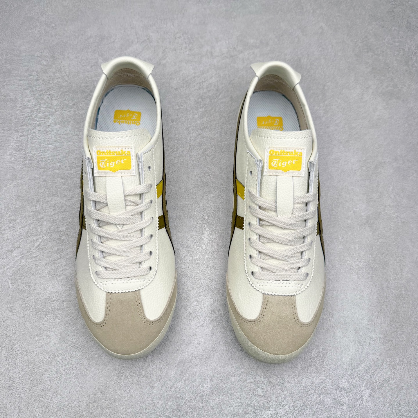 图片[2]-＃C版 Asics Onitsuka Tiger MEXICO 66 亚瑟士鬼冢虎复古经典板鞋 市场王者选手 海外订单工厂出品 长期生产补货永不断码 超成熟稳定的做工品控 原装全套纸板楦头开发 原汁原味 完美呈现版型 私模正确鞋底咬花纹路 一比一鞋头弧度高度鞋身弧度 绝不口嗨 细节品控鞋型随意秒杀市面 原档咬花纹路私模大底 一个单元有六个三角形 总体形拼接呈现花瓣状 官方四联吊牌 原装Ortholite轻量化鞋垫 原盒原配 质保卡 说明书 钢印防尘纸 纸板中底带钢印 乳胶组合鞋垫 支持全方位的对比专柜 产品从款式颜色造型上体现出追求舒适和细节的完美 鞋类更是推崇手工制作的严谨与完美 融舒适性与可穿性的设计风格 注重细节的完美和别致魅力 既保持稳重 又不失轻松的时尚感 尺码：36 37 37.5 38 39 39.5 40 40.5 41.5 42 42.5 43.5 44 45-选品中心