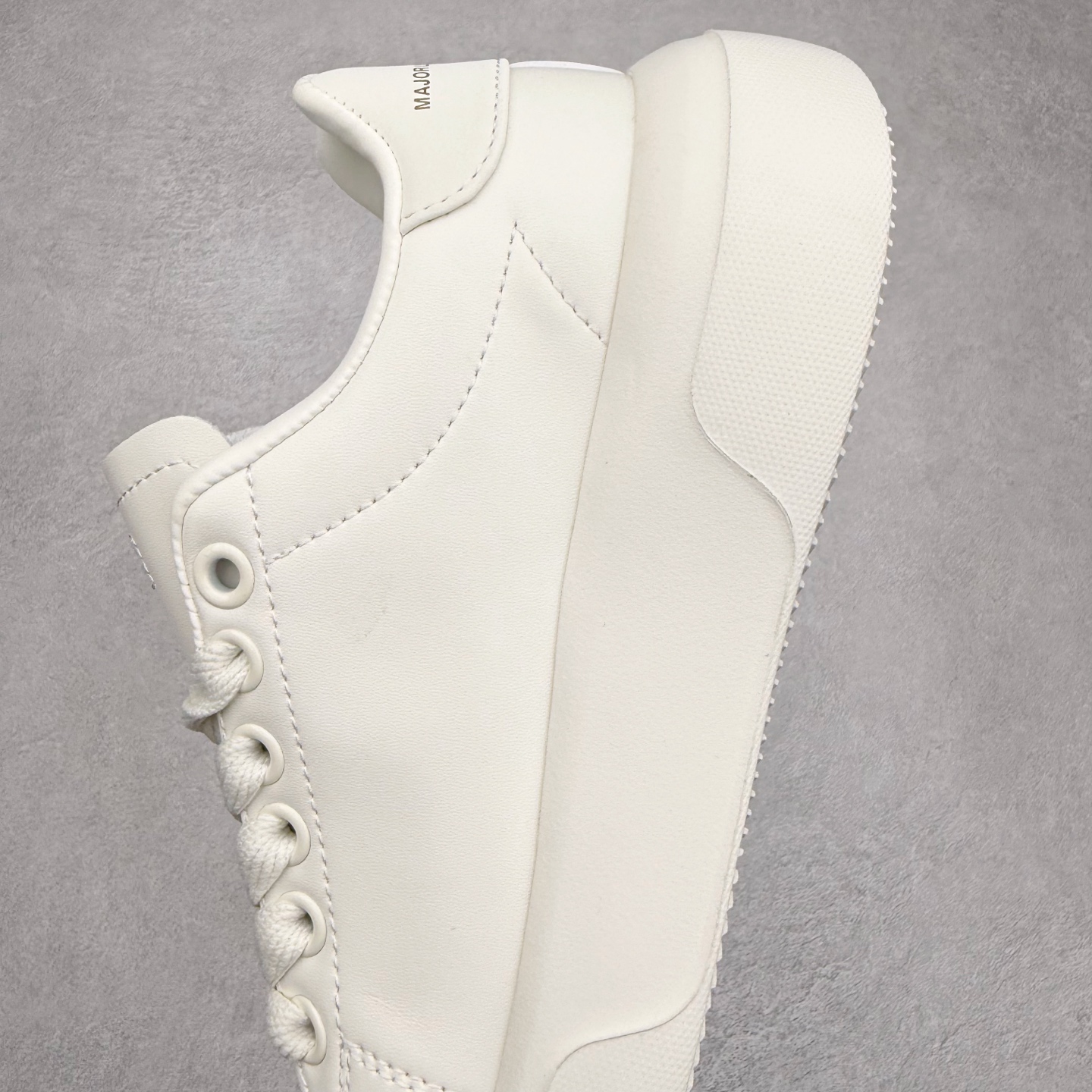 图片[7]-＃福利特价 MLB Chukky Classic 经典老爹风轻量增高厚底百搭休闲运动慢跑鞋 原楦原纸版数据开发#采用优质轻量克重纤维移膜皮革及透气网面鞋面材质#全新独立4cm厘米外增高轻质发泡大底 尺码：35 36 36.5 37.5 38 38.5 39 40 40.5 41 42 42.5 43 44-选品中心