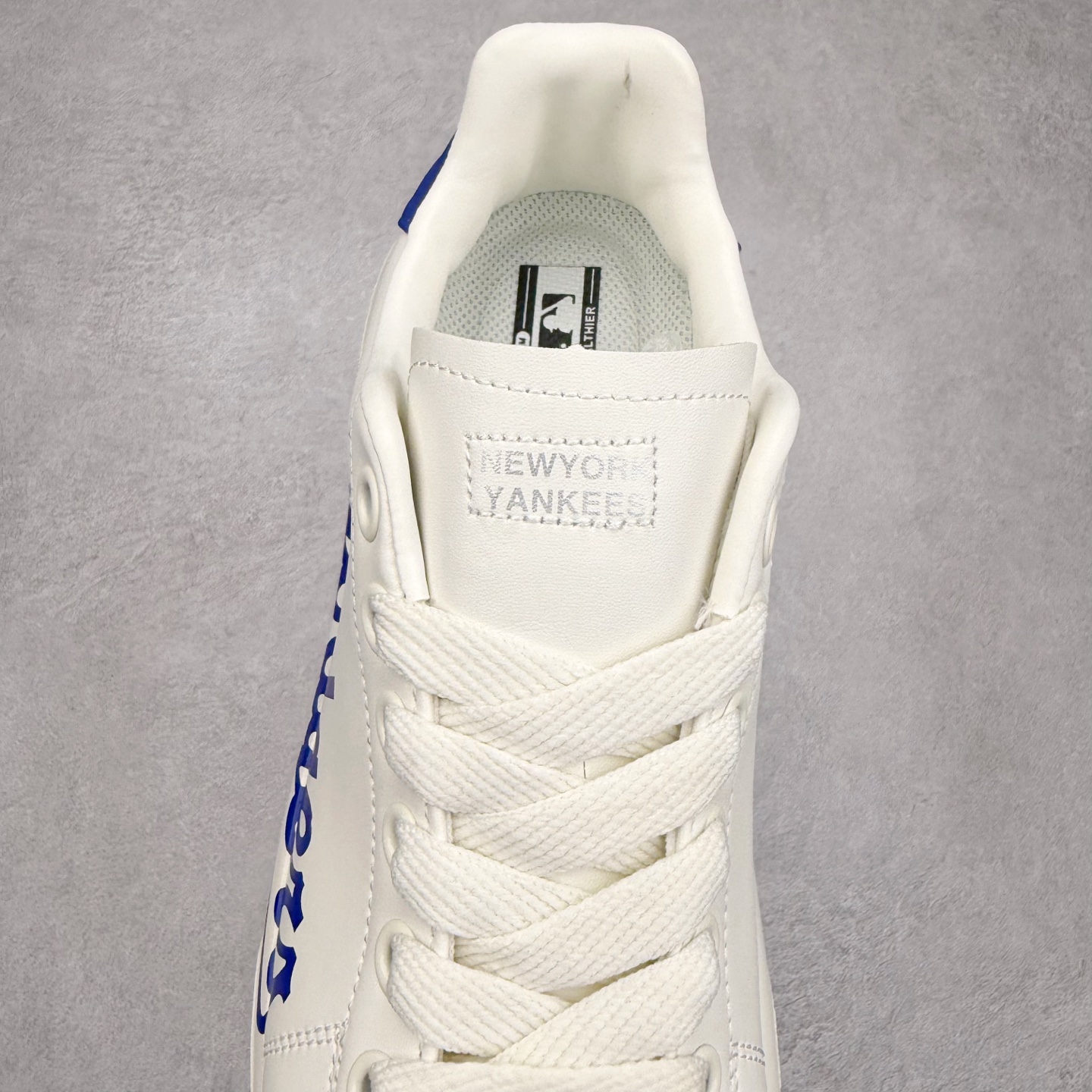 图片[5]-＃福利特价 MLB Chukky Classic 经典老爹风轻量增高厚底百搭休闲运动慢跑鞋 原楦原纸版数据开发#采用优质轻量克重纤维移膜皮革及透气网面鞋面材质#全新独立4cm厘米外增高轻质发泡大底 尺码：35 36 36.5 37.5 38 38.5 39 40 40.5 41 42 42.5 43 44-选品中心