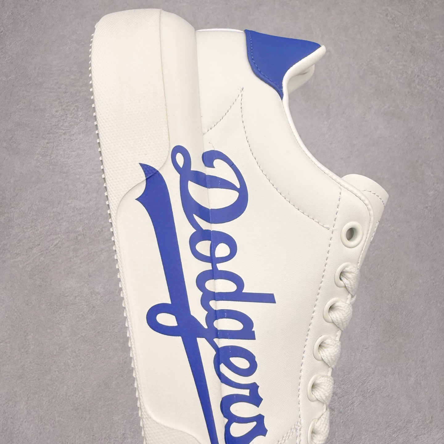 图片[6]-＃福利特价 MLB Chukky Classic 经典老爹风轻量增高厚底百搭休闲运动慢跑鞋 原楦原纸版数据开发#采用优质轻量克重纤维移膜皮革及透气网面鞋面材质#全新独立4cm厘米外增高轻质发泡大底 尺码：35 36 36.5 37.5 38 38.5 39 40 40.5 41 42 42.5 43 44-选品中心