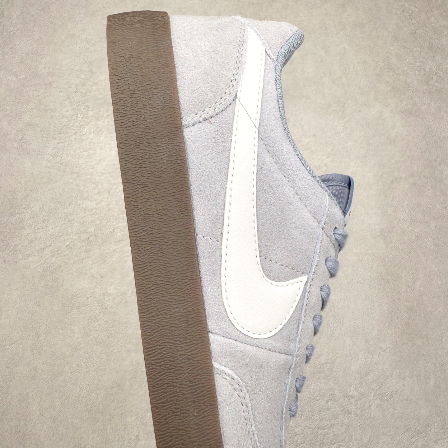 图片[6]-J.Crew x NK Killshot II Leather 联名复古板鞋 FQ8903-401 采用米白色皮革制作鞋身 Swoosh 点缀其中 最后搭载棕色生胶大底 流露出满满的复古气气息 尺码：36 36.5 37.5 38 38.5 39 40 40.5 41 42 42.5 43 44 44.5 45-选品中心