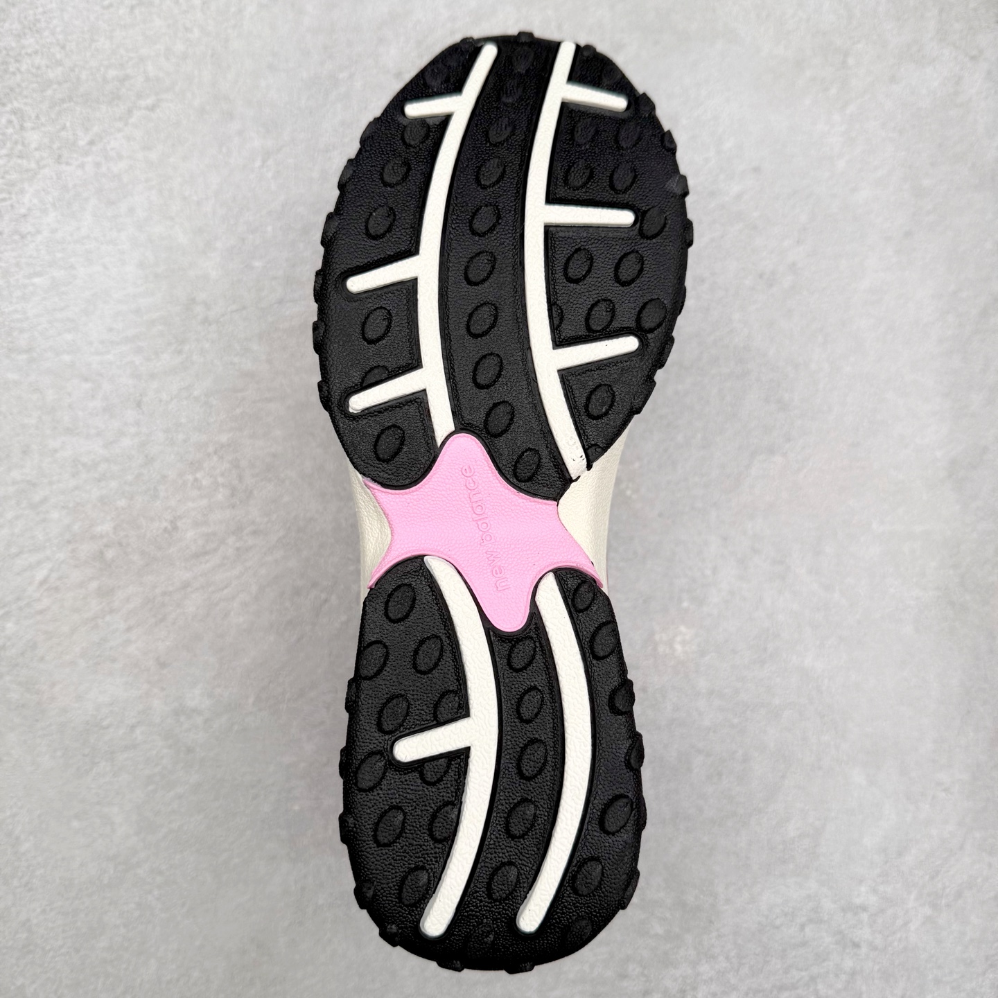 图片[9]-New Balance NB204L 舒适百搭耐磨轻便低帮 生活休闲鞋 男女同款 尺码：36 37 37.5 38 38.5 39.5 40 40.5 41.5 42 42.5 43 44 45-选品中心