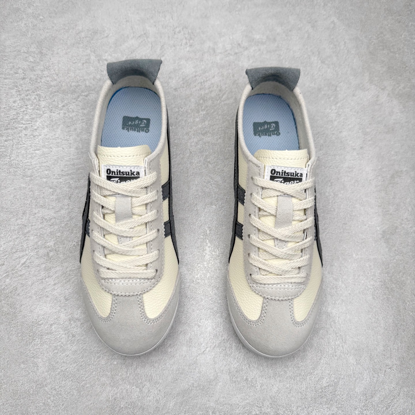 图片[2]-＃纯原福利 Asics Onitsuka Tiger MEXICO 66 亚瑟士鬼冢虎复古经典板鞋 市场最强版本 原厂牛津布加持 海外订单工厂出品 超成熟稳定的做工品控 原装全套纸板楦头开发 原汁原味 完美呈现版型 私模正确鞋底咬花纹路 一比一鞋头弧度高度鞋身弧度 绝不口嗨 细节品控鞋型随意秒杀市面 原档咬花纹路私模大底 一个单元有六个三角形 总体形拼接呈现花瓣状 官方四联吊牌 原装Ortholite轻量化鞋垫 原盒原配 质保卡 说明书 钢印防尘纸 纸板中底带钢印 乳胶组合鞋垫 支持全方位的对比专柜 产品从款式颜色造型上体现出追求舒适和细节的完美 鞋类更是推崇手工制作的严谨与完美 融舒适性与可穿性的设计风格 注重细节的完美和别致魅力 既保持稳重 又不失轻松的时尚感 尺码：36 37 37.5 38 39 39.5 40 40.5 41.5 42 42.5 43.5 44 45-选品中心