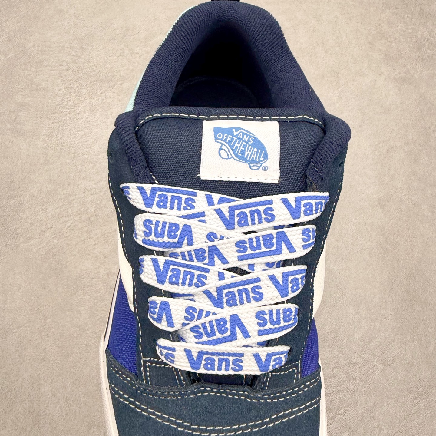 图片[5]-Vans Classics Knu Skool 蓝白拼接 字母鞋带 厚鞋舌面包鞋 肥胖版大Logo 原版猪八皮面料 尺码：35 36 36.5 37 38 38.5 39 40 40.5 41 42 42.5 43 44 45 工艺：硫化1：1（重量1：1、真标、原钢印、材质标、鞋型标、合格证）-选品中心