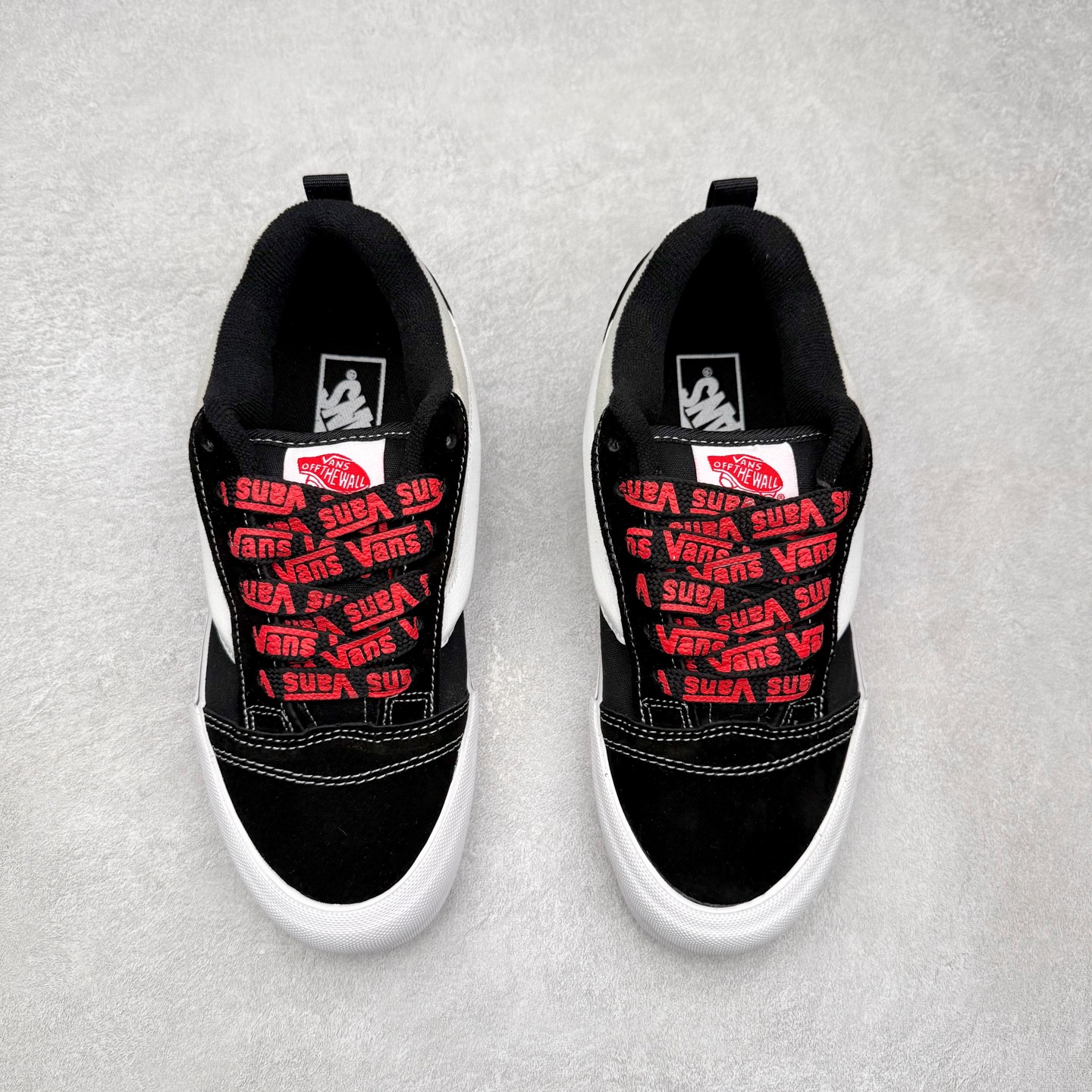 图片[2]-Vans Classics Knu Skool 黑白拼接 字母鞋带 厚鞋舌面包鞋 肥胖版大Logo 原版猪八皮面料 尺码：35 36 36.5 37 38 38.5 39 40 40.5 41 42 42.5 43 44 45 工艺：硫化1：1（重量1：1、真标、原钢印、材质标、鞋型标、合格证）-选品中心