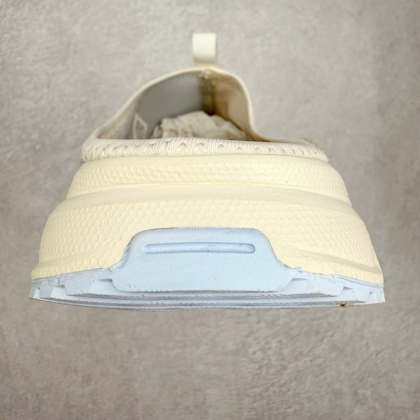 图片[8]-＃HP SALOMON萨洛蒙 RX Slide 3.0 CANVAS 舒适柔软 防滑包头拖鞋 男女同款 SALOMON诞生于1947年的法国阿尔卑斯山区，全球知名的户外运动品牌。一直致力于推动滑雪、越野跑等山地运动的发展及产品的进步。其产品设计致力于追求创新和发掘产品的性能极限，帮助喜欢自由的人在山地间不断挑战自我。实拍调校N版已经零色差零失真 百分百还原实物色彩所见即所得 不存在货不对板色差等低级问题 选购参考实物拍摄 不混卖不参货 只用心做好货严格选品 承诺混一赔十 尺码：36 36.5 37.5 38 38.5 39 40 40.5 41 42 42.5 43 44 44.5 45-选品中心