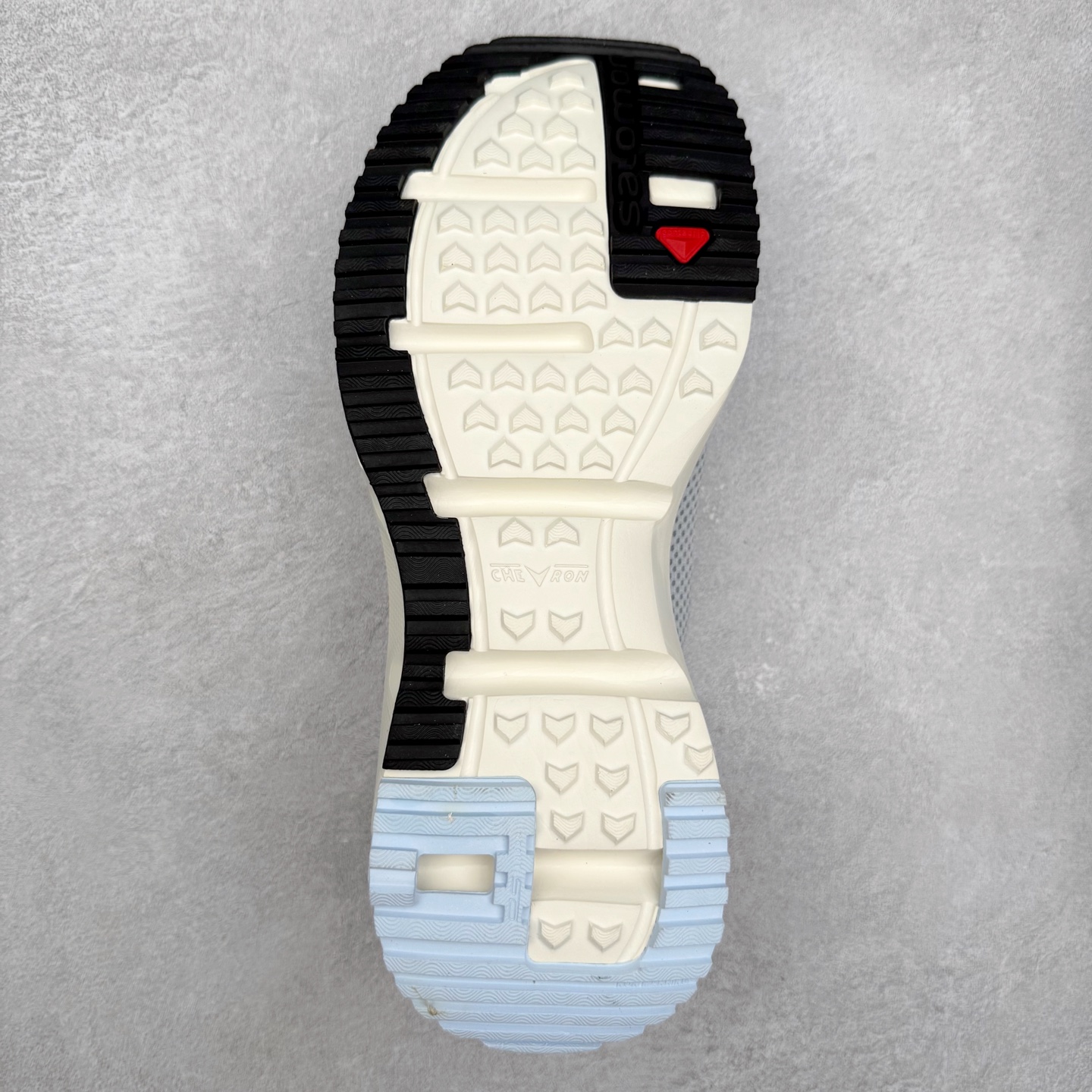 图片[9]-＃HP SALOMON萨洛蒙 RX Slide 3.0 CANVAS 舒适柔软 防滑包头拖鞋 男女同款 SALOMON诞生于1947年的法国阿尔卑斯山区，全球知名的户外运动品牌。一直致力于推动滑雪、越野跑等山地运动的发展及产品的进步。其产品设计致力于追求创新和发掘产品的性能极限，帮助喜欢自由的人在山地间不断挑战自我。实拍调校N版已经零色差零失真 百分百还原实物色彩所见即所得 不存在货不对板色差等低级问题 选购参考实物拍摄 不混卖不参货 只用心做好货严格选品 承诺混一赔十 尺码：36 36.5 37.5 38 38.5 39 40 40.5 41 42 42.5 43 44 44.5 45-选品中心