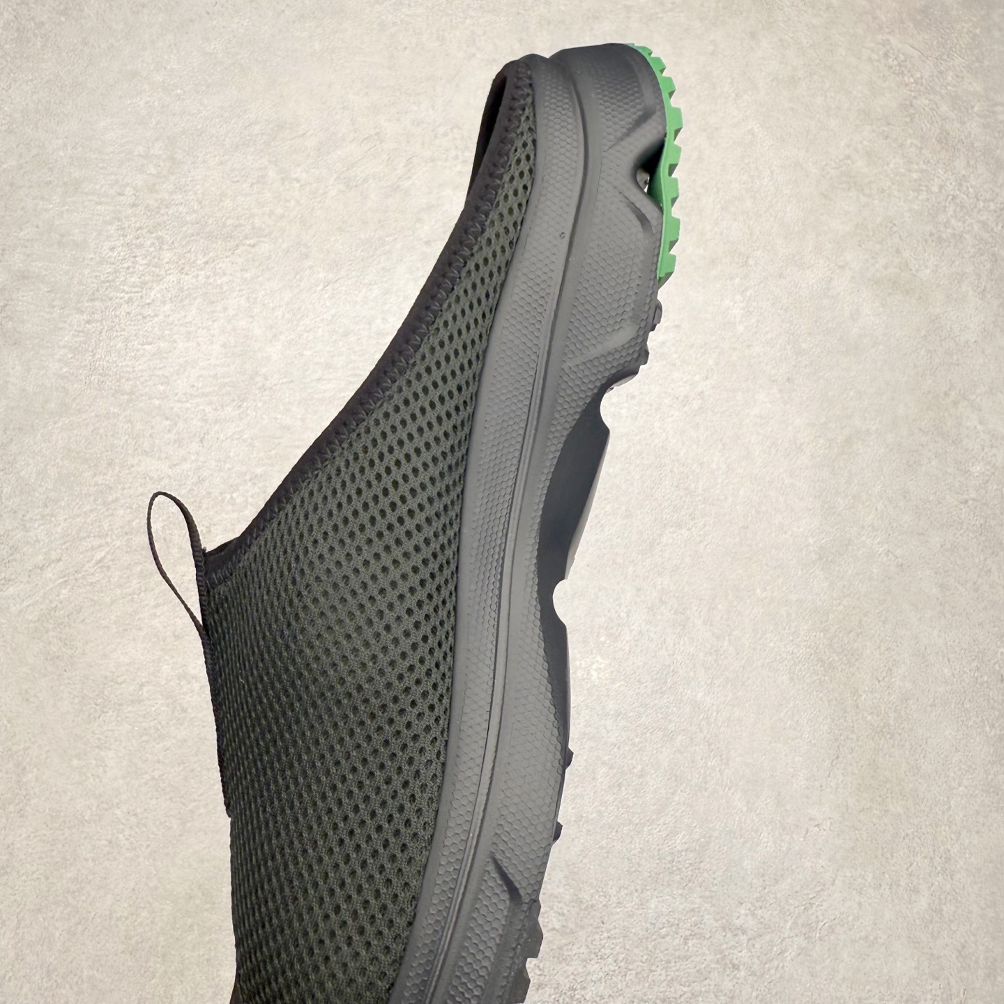 图片[7]-＃HP SALOMON萨洛蒙 RX Slide 3.0 CANVAS 舒适柔软 防滑包头拖鞋 男女同款 SALOMON诞生于1947年的法国阿尔卑斯山区，全球知名的户外运动品牌。一直致力于推动滑雪、越野跑等山地运动的发展及产品的进步。其产品设计致力于追求创新和发掘产品的性能极限，帮助喜欢自由的人在山地间不断挑战自我。实拍调校N版已经零色差零失真 百分百还原实物色彩所见即所得 不存在货不对板色差等低级问题 选购参考实物拍摄 不混卖不参货 只用心做好货严格选品 承诺混一赔十 尺码：36 36.5 37.5 38 38.5 39 40 40.5 41 42 42.5 43 44 44.5 45-选品中心