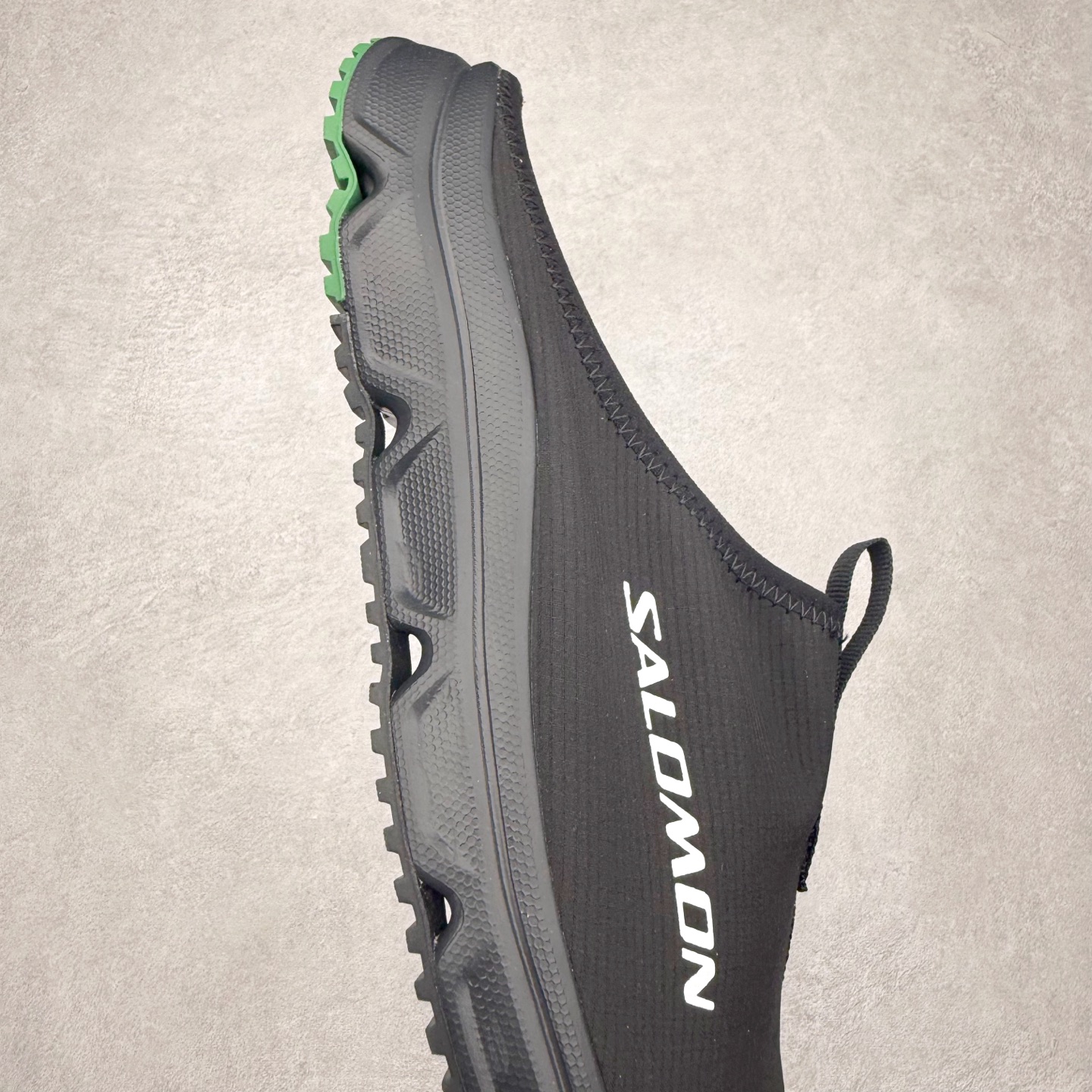 图片[6]-＃HP SALOMON萨洛蒙 RX Slide 3.0 CANVAS 舒适柔软 防滑包头拖鞋 男女同款 SALOMON诞生于1947年的法国阿尔卑斯山区，全球知名的户外运动品牌。一直致力于推动滑雪、越野跑等山地运动的发展及产品的进步。其产品设计致力于追求创新和发掘产品的性能极限，帮助喜欢自由的人在山地间不断挑战自我。实拍调校N版已经零色差零失真 百分百还原实物色彩所见即所得 不存在货不对板色差等低级问题 选购参考实物拍摄 不混卖不参货 只用心做好货严格选品 承诺混一赔十 尺码：36 36.5 37.5 38 38.5 39 40 40.5 41 42 42.5 43 44 44.5 45-选品中心