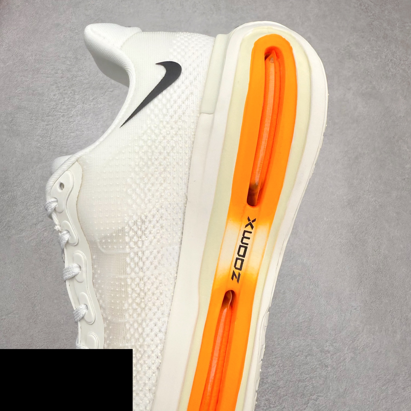 图片[7]-NK Vomero Premium 时尚舒适 网布防滑耐磨 低帮跑步鞋 HQ2050-306 实拍调校N版已经零色差零失真 百分百还原实物色彩所见即所得 不存在货不对板色差等低级问题 选购参考实物拍摄 不混卖不参货 只用心做好货严格选品 承诺混一赔十 尺码：36 36.5 37.5 38 38.5 39 40 40.5 41 42 42.5 43 44 44.5 45-选品中心