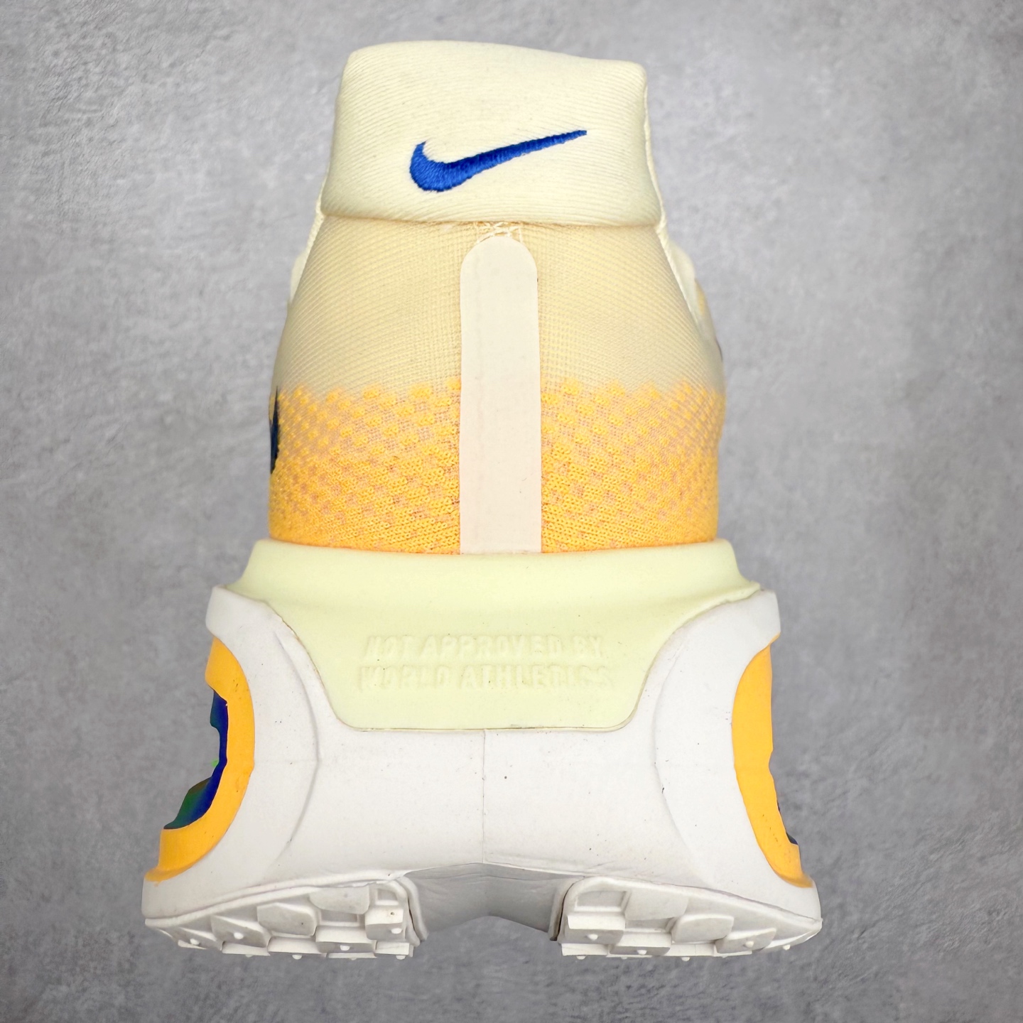 图片[8]-NK Vomero Premium 时尚舒适 网布防滑耐磨 低帮跑步鞋 HQ2050-701 实拍调校N版已经零色差零失真 百分百还原实物色彩所见即所得 不存在货不对板色差等低级问题 选购参考实物拍摄 不混卖不参货 只用心做好货严格选品 承诺混一赔十 尺码：36 36.5 37.5 38 38.5 39 40 40.5 41 42 42.5 43 44 44.5 45-选品中心