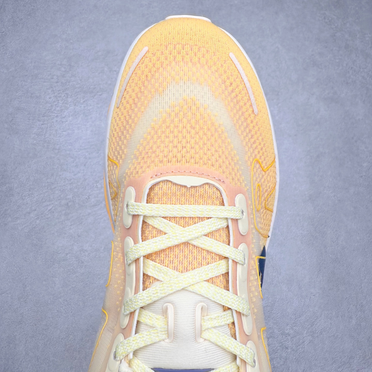 图片[4]-NK Vomero Premium 时尚舒适 网布防滑耐磨 低帮跑步鞋 HQ2050-701 实拍调校N版已经零色差零失真 百分百还原实物色彩所见即所得 不存在货不对板色差等低级问题 选购参考实物拍摄 不混卖不参货 只用心做好货严格选品 承诺混一赔十 尺码：36 36.5 37.5 38 38.5 39 40 40.5 41 42 42.5 43 44 44.5 45-选品中心