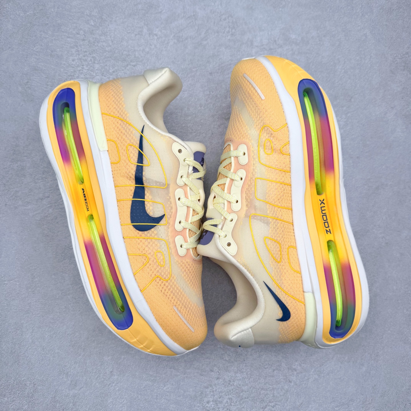 图片[3]-NK Vomero Premium 时尚舒适 网布防滑耐磨 低帮跑步鞋 HQ2050-701 实拍调校N版已经零色差零失真 百分百还原实物色彩所见即所得 不存在货不对板色差等低级问题 选购参考实物拍摄 不混卖不参货 只用心做好货严格选品 承诺混一赔十 尺码：36 36.5 37.5 38 38.5 39 40 40.5 41 42 42.5 43 44 44.5 45-选品中心