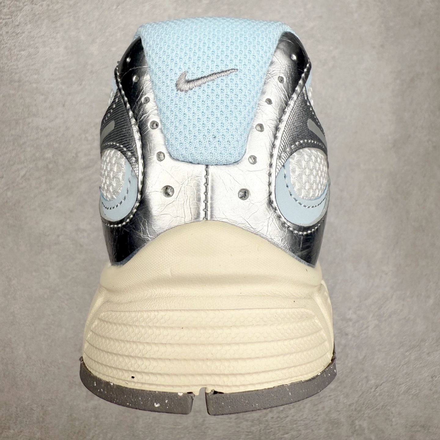 图片[8]-＃纯原福利 NK V5 RNR 舒适百搭防滑耐磨低帮跑步鞋 舒适有型适合日常穿着 该鞋款延续千禧年经典设计搭载泡绵中底 厚实而轻盈匠心细节巧搭立体耐克勾标志焕新演绎复古跑鞋 鞋款从千禧年美学汲取灵感 混搭多种材质突显层次感立体感和传统跑步风范 尺码：36 36.5 37.5 38 38.5 39 40 40.5 41 42 42.5 43 44 44.5 45-选品中心