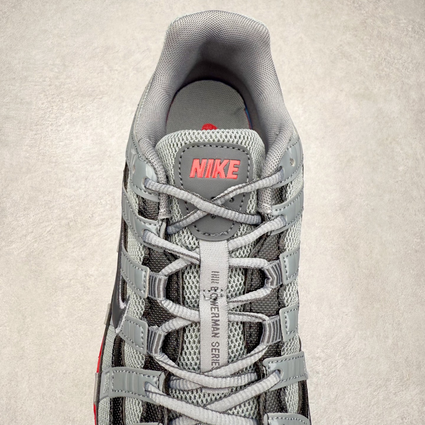 图片[5]-NK P-6000 系列低帮复古老爹风休闲运动舒适慢跑鞋 IF6199-001 购入原鞋原装纸板楦头开发 独家私模四层组合大底 市场唯一正确版本 良心定价 新配色陆续出货 进口三文治网面 融合 Pegasus 过往运动鞋设计 助力 21 世纪早期跑步运动跃升时尚新高度 采用透气网眼布、运动风格线条和耐穿覆面 兼具吸睛外观和舒适感受 中底泡绵以田径赛道为灵感 打造厚实设计 缔造出众缓震性能 尺码：36 36.5 37.5 38 38.5 39 40 40.5 41 42 42.5 43 44 44.5 45-选品中心