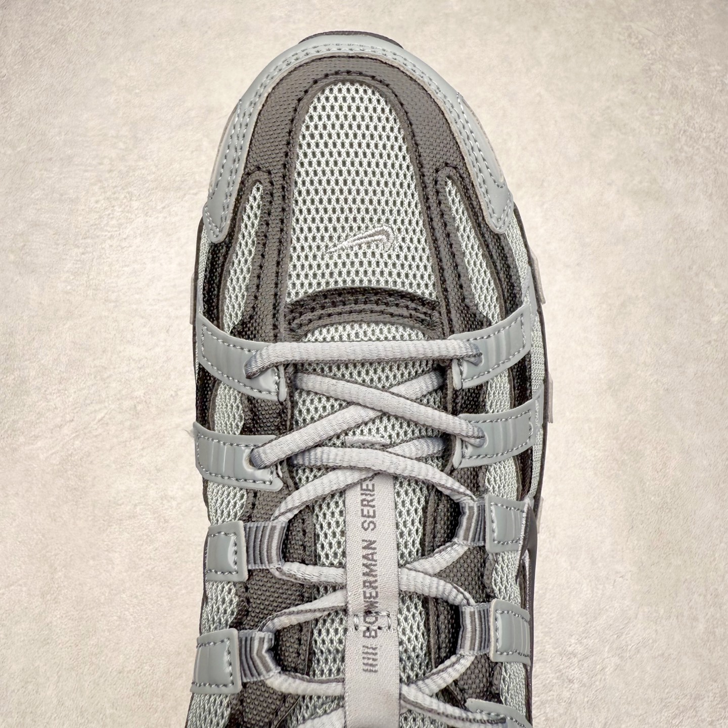 图片[4]-NK P-6000 系列低帮复古老爹风休闲运动舒适慢跑鞋 IF6199-001 购入原鞋原装纸板楦头开发 独家私模四层组合大底 市场唯一正确版本 良心定价 新配色陆续出货 进口三文治网面 融合 Pegasus 过往运动鞋设计 助力 21 世纪早期跑步运动跃升时尚新高度 采用透气网眼布、运动风格线条和耐穿覆面 兼具吸睛外观和舒适感受 中底泡绵以田径赛道为灵感 打造厚实设计 缔造出众缓震性能 尺码：36 36.5 37.5 38 38.5 39 40 40.5 41 42 42.5 43 44 44.5 45-选品中心